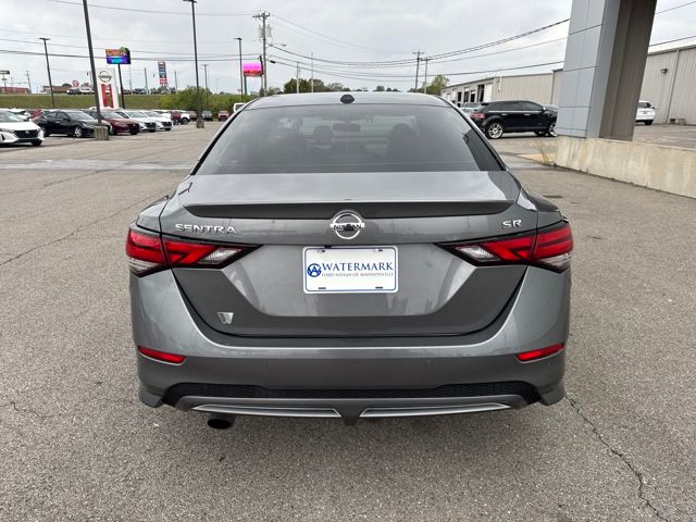 2023 Nissan Sentra SR photo 3