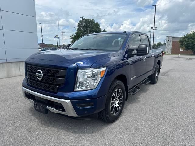 2021 Nissan Titan SV