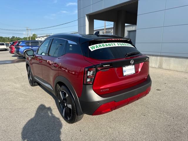 2025 Nissan Kicks SR photo 3