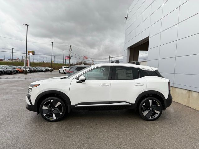 2025 Nissan Kicks SR photo 2
