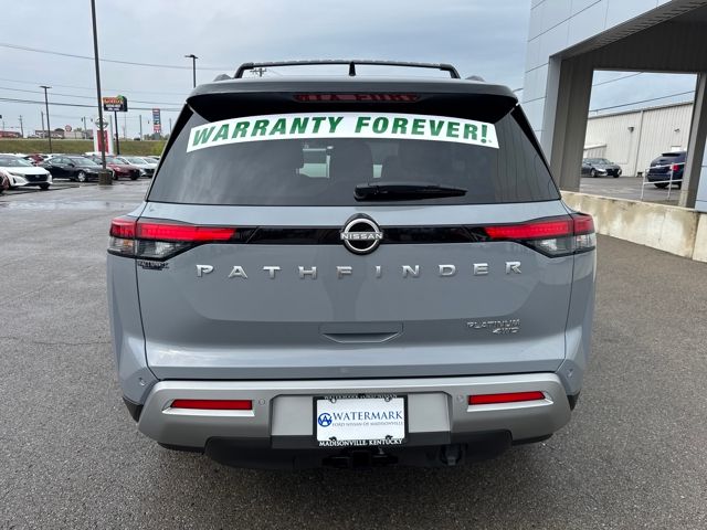 2025 Nissan Pathfinder Platinum photo 4
