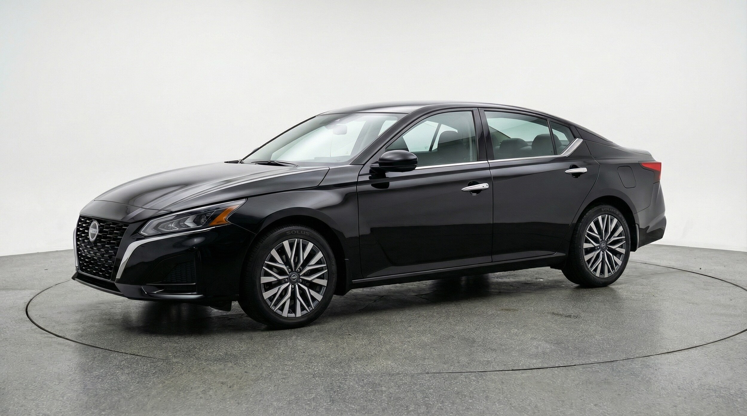 Thumbnail: 2025 Nissan Altima - 3