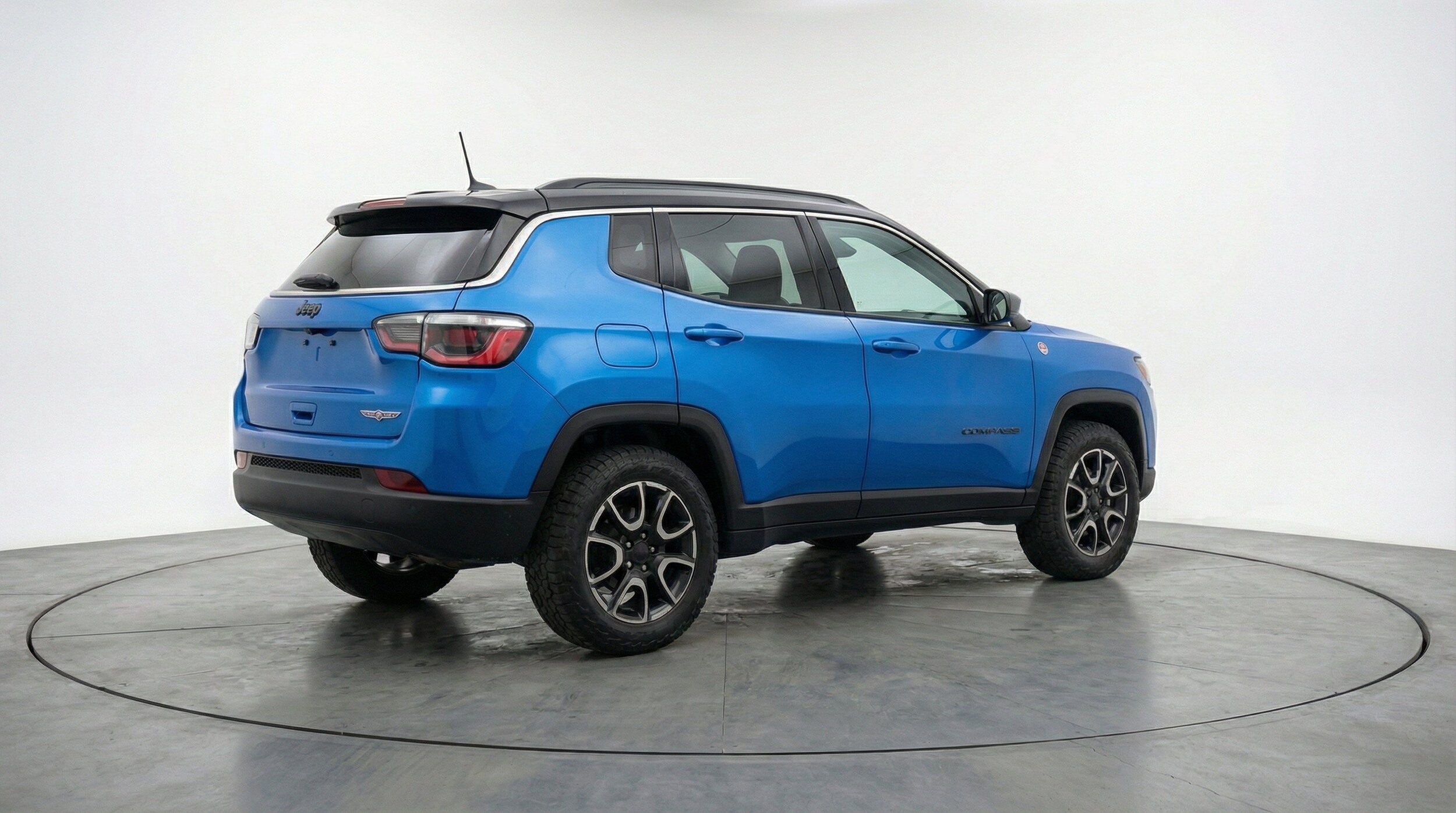 Thumbnail: 2025 Jeep Compass - 9
