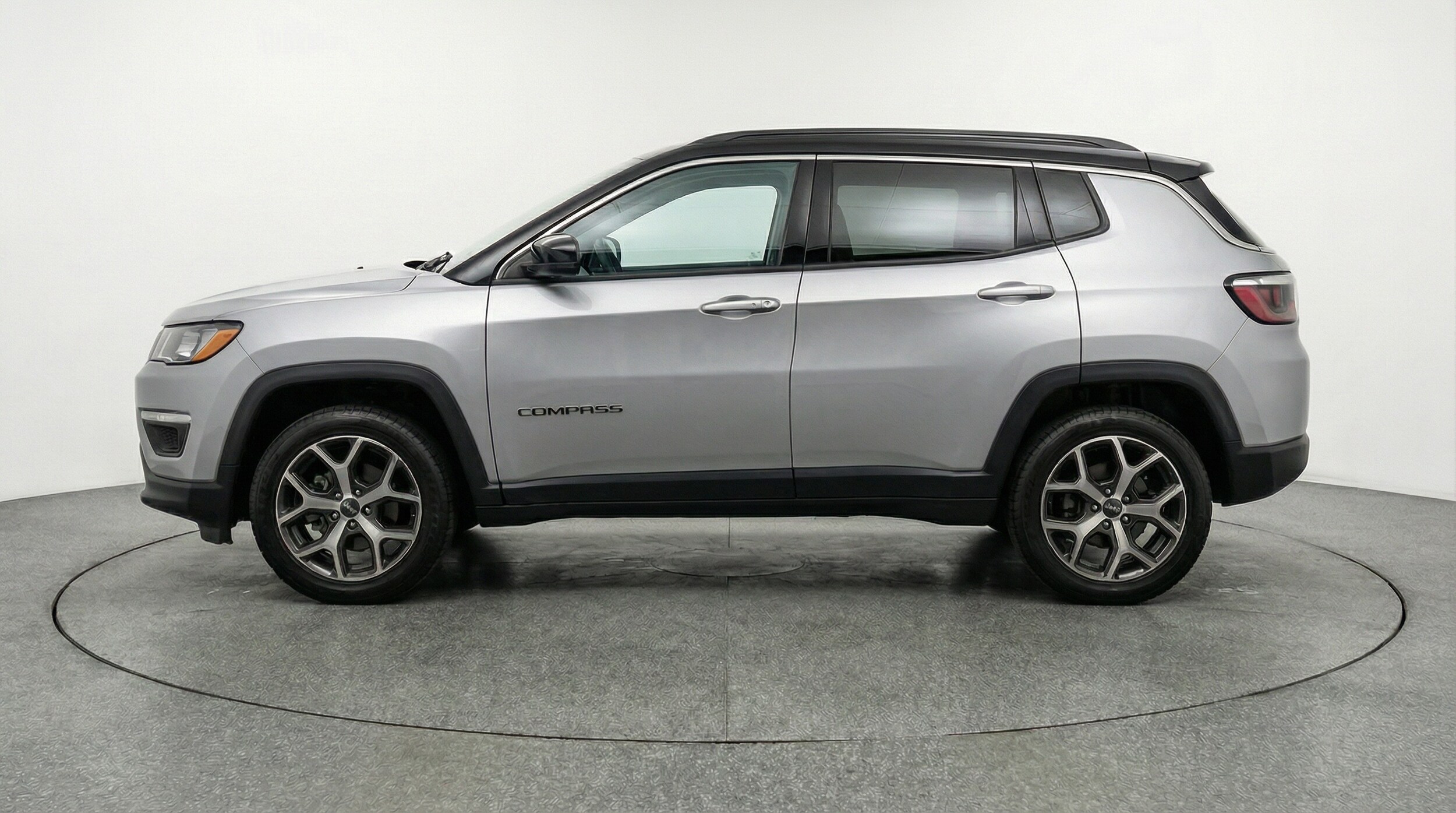 Thumbnail: 2025 Jeep Compass - 4