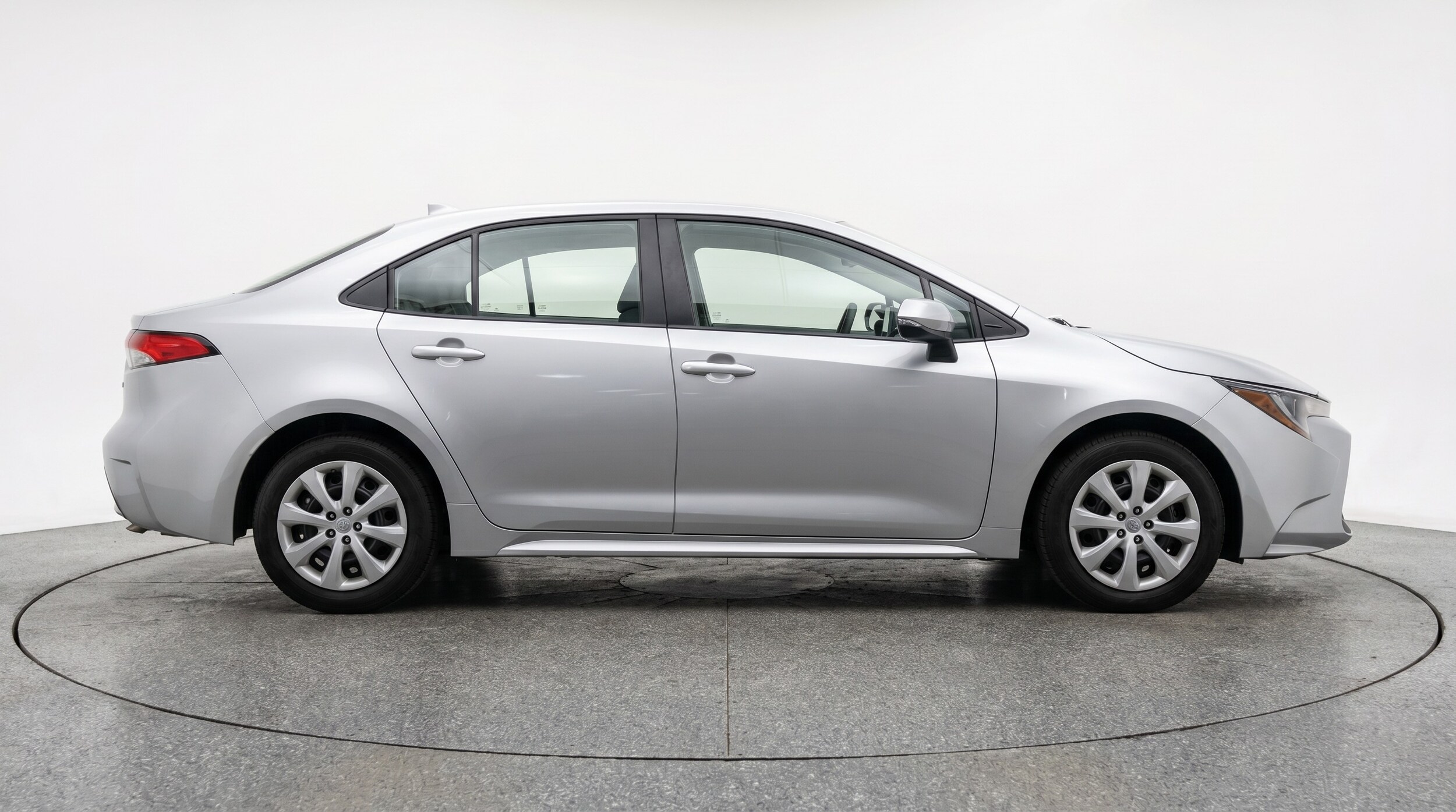 Thumbnail: 2025 Toyota Corolla - 8