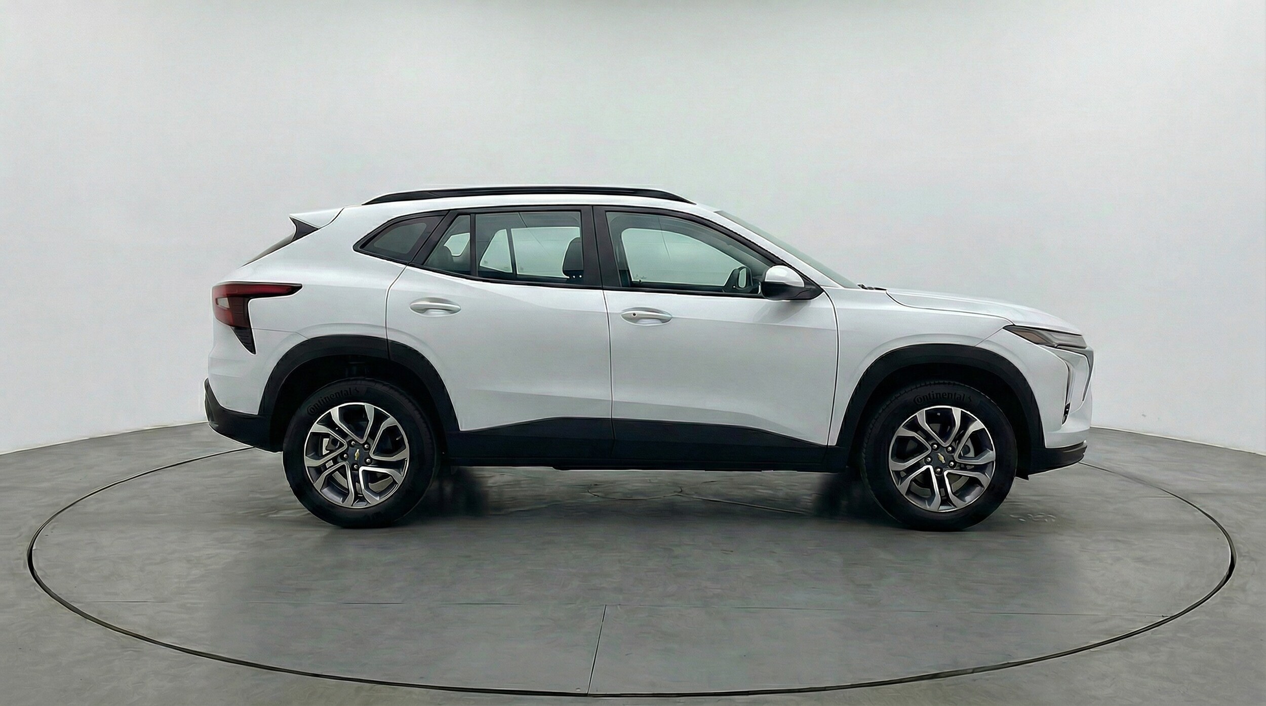 Thumbnail: 2025 Chevrolet TrailBlazer - 8