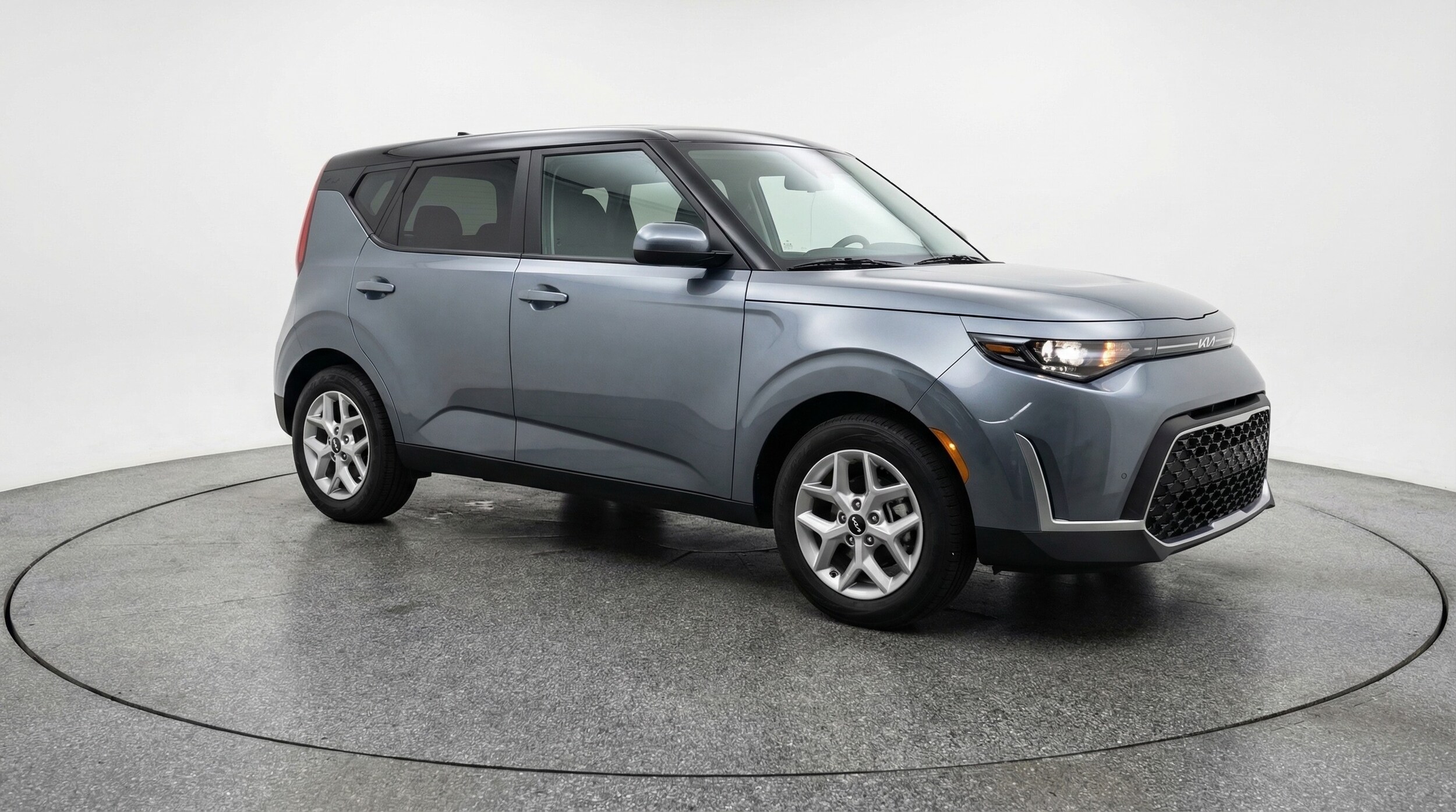 Thumbnail: 2025 Kia Soul - 1