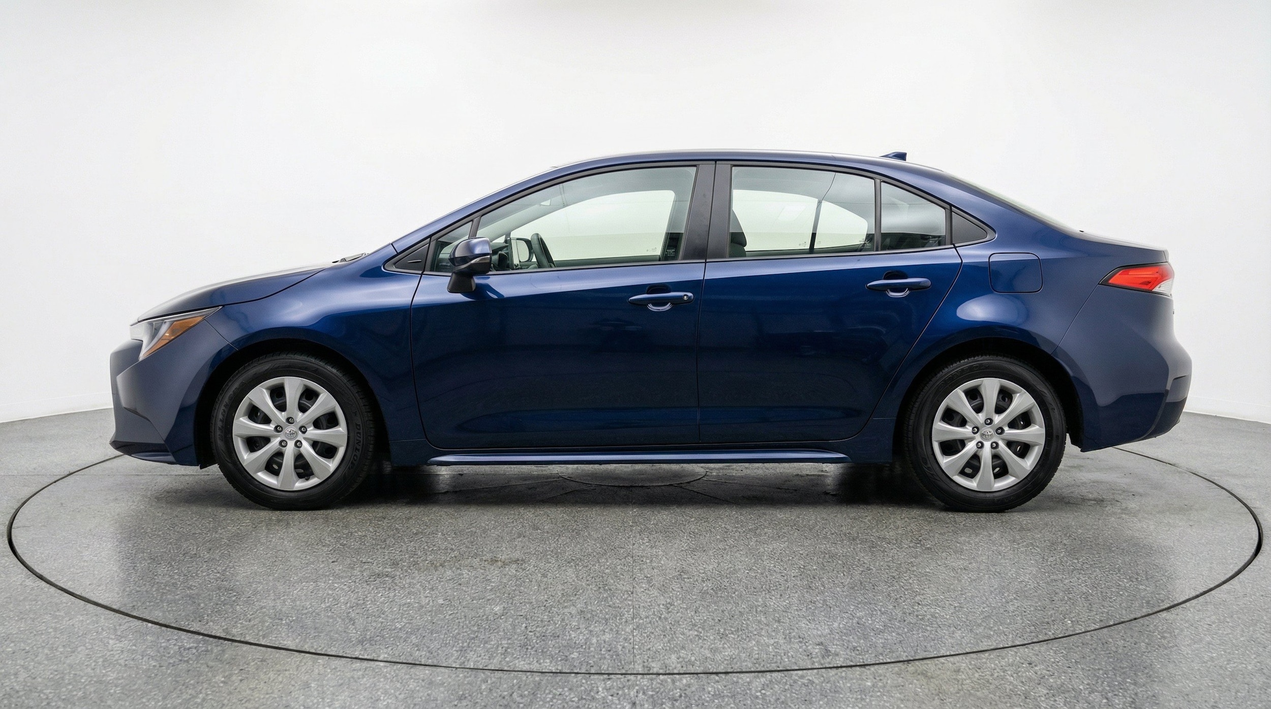 Thumbnail: 2025 Toyota Corolla - 5