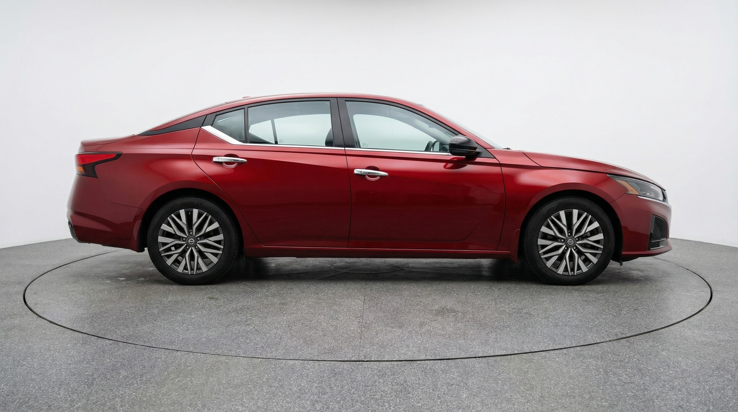 Thumbnail: 2025 Nissan Altima - 8