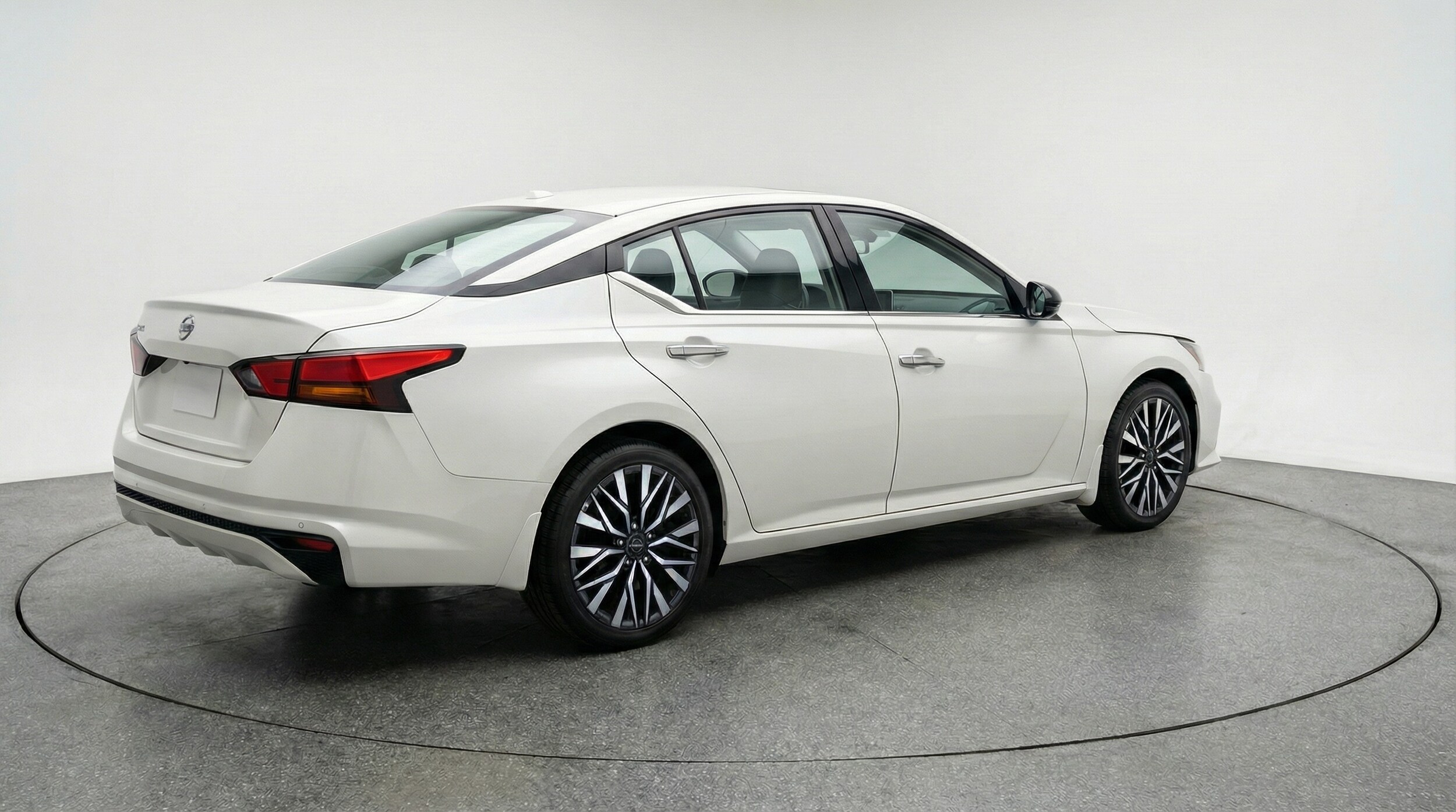 Thumbnail: 2025 Nissan Altima - 7