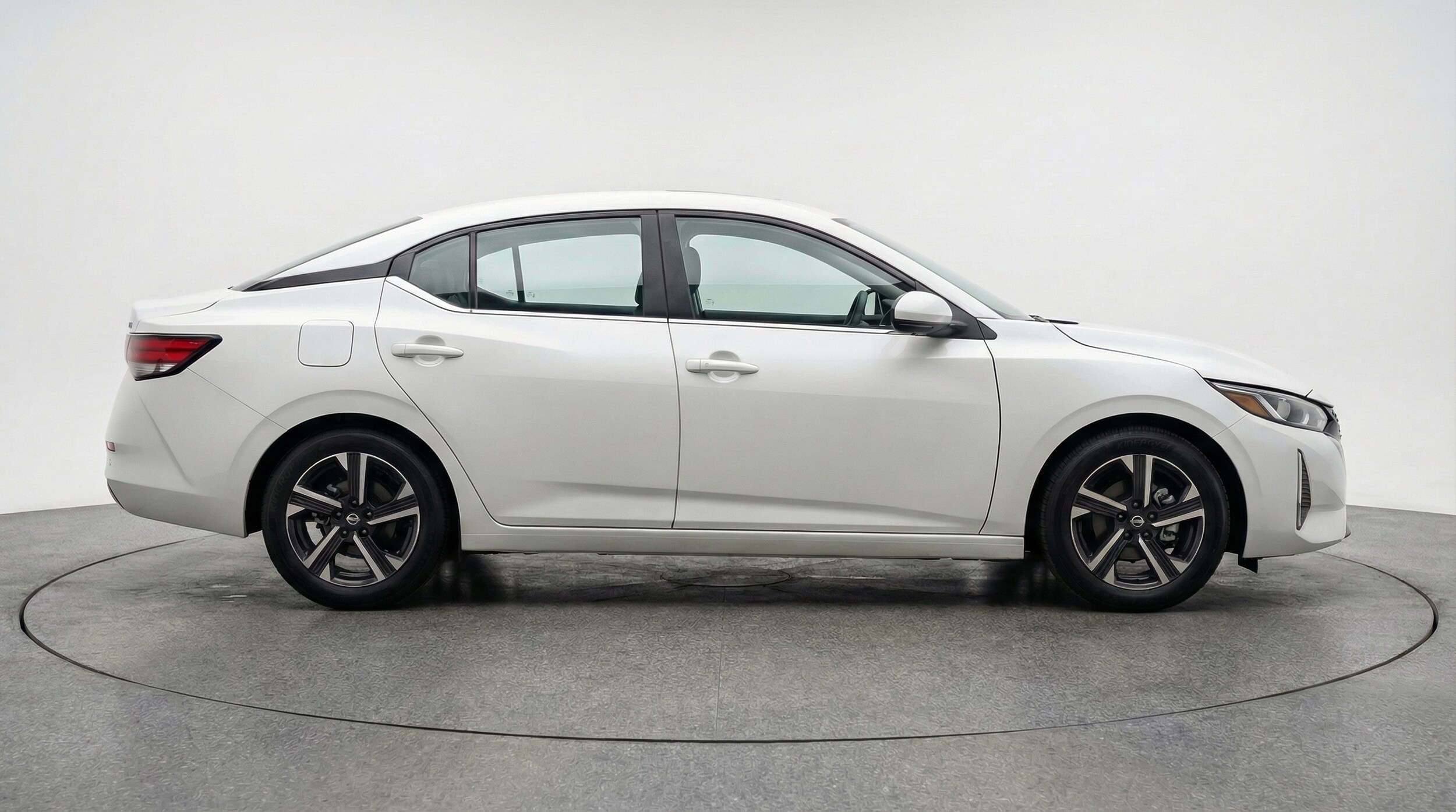 Thumbnail: 2025 Nissan Sentra - 8