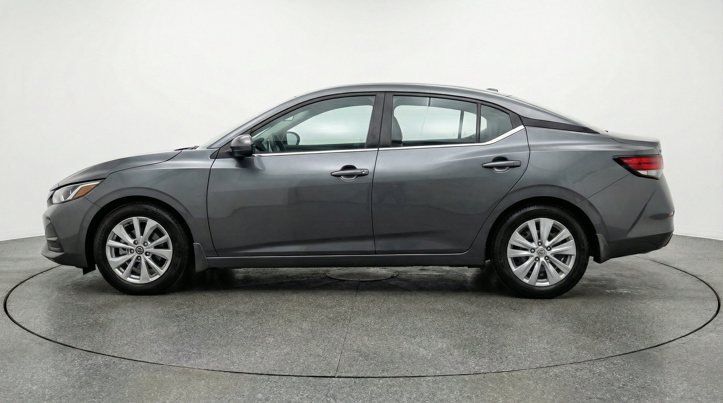 Thumbnail: 2025 Nissan Sentra - 5