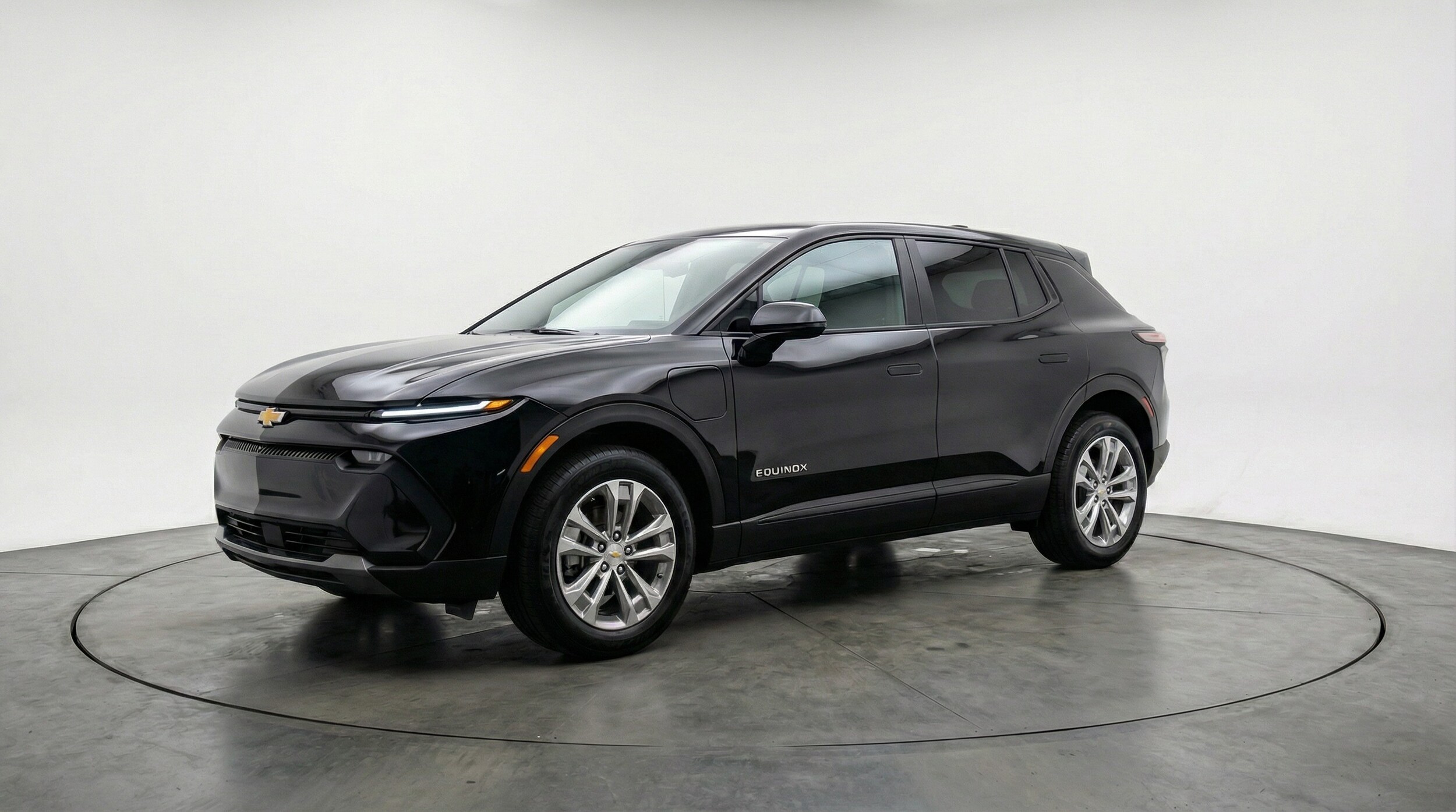 Thumbnail: 2025 Chevrolet Equinox - 3