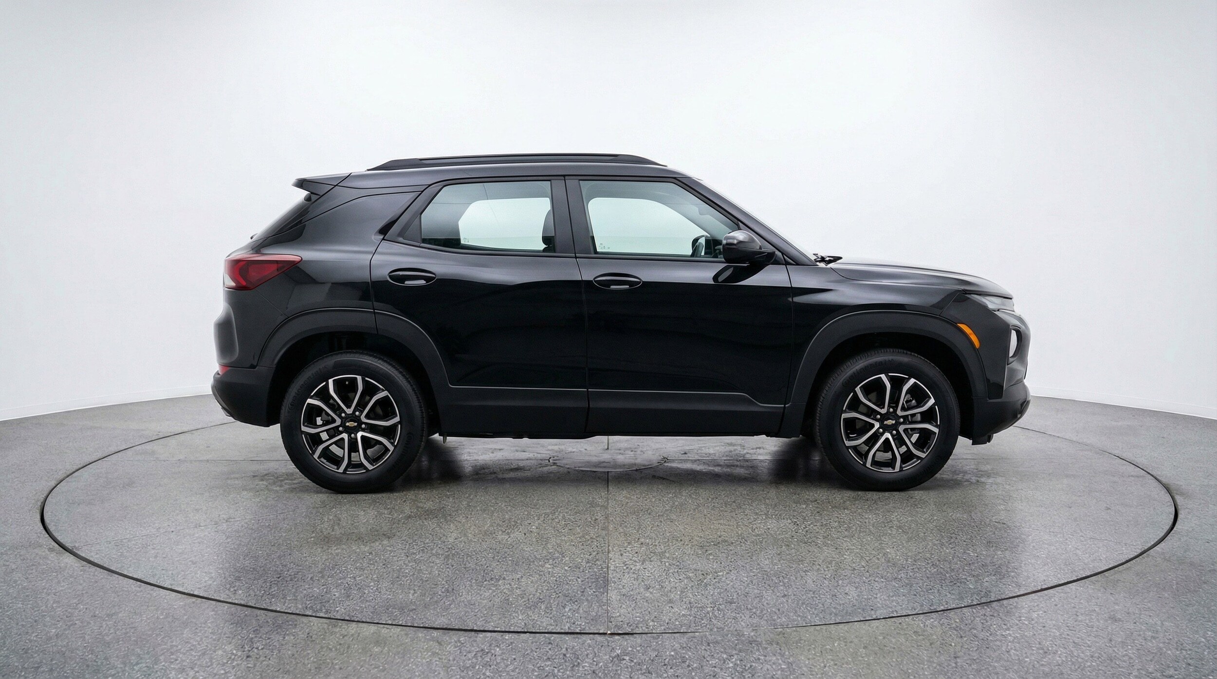 Thumbnail: 2025 Chevrolet TrailBlazer - 11