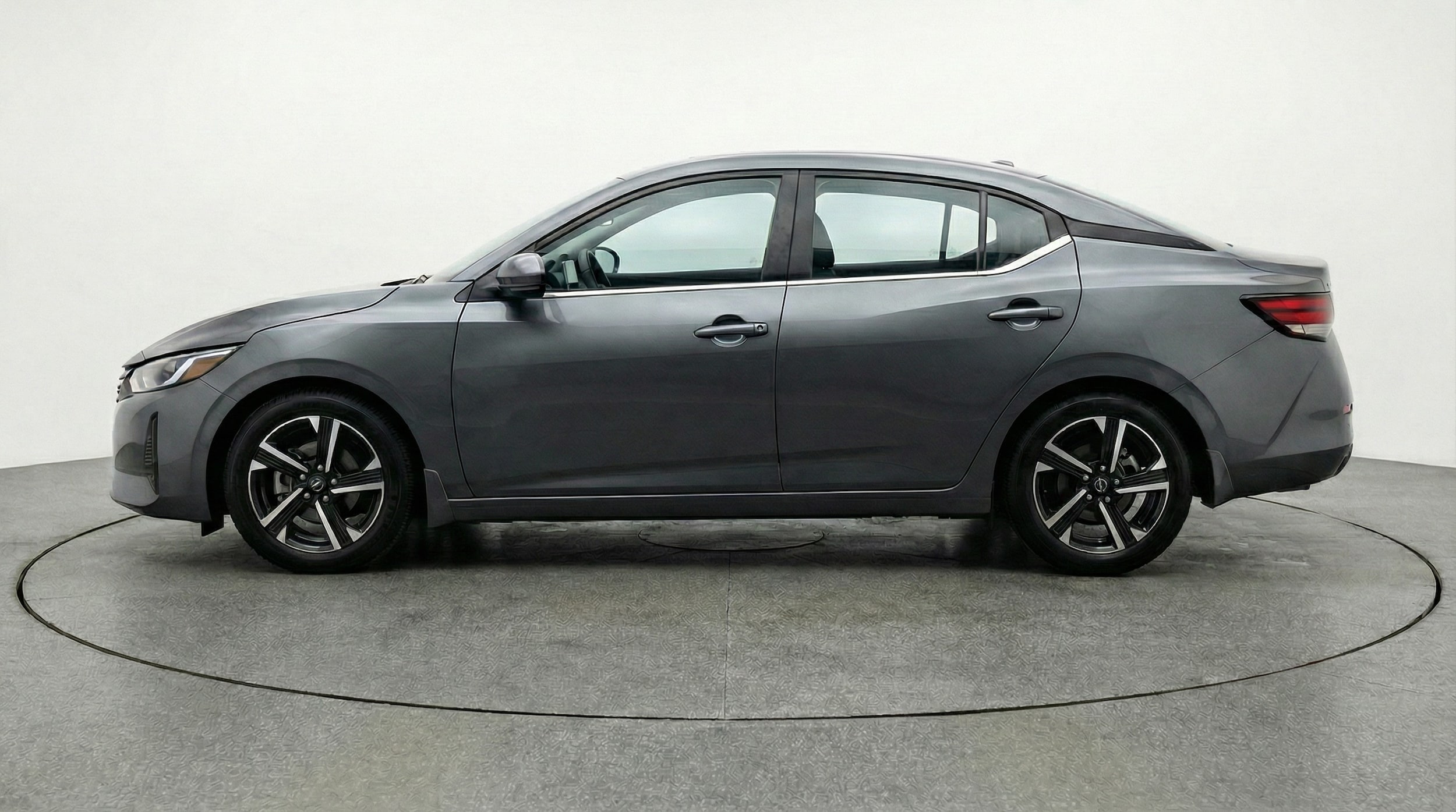 Thumbnail: 2025 Nissan Sentra - 4