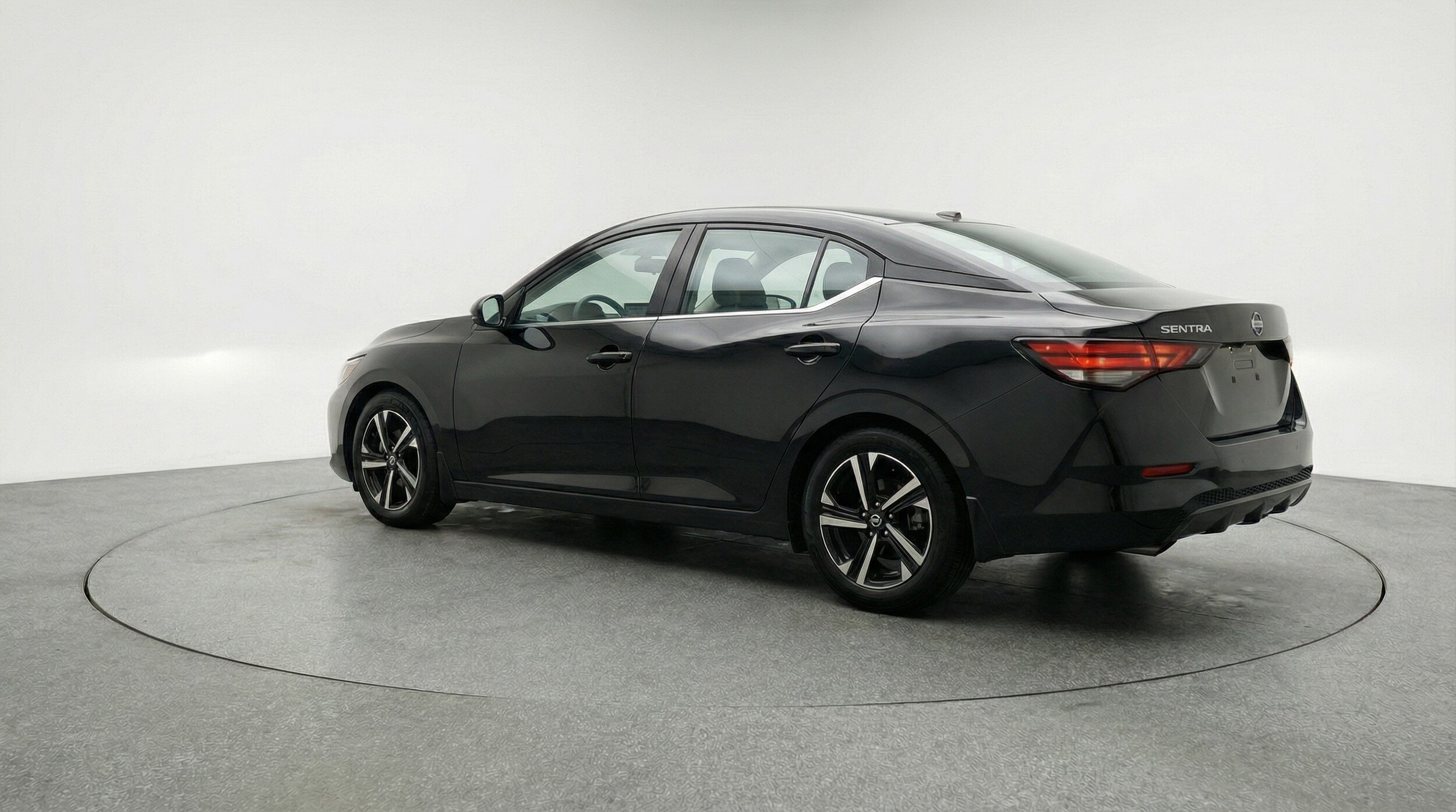 Thumbnail: 2025 Nissan Sentra - 5