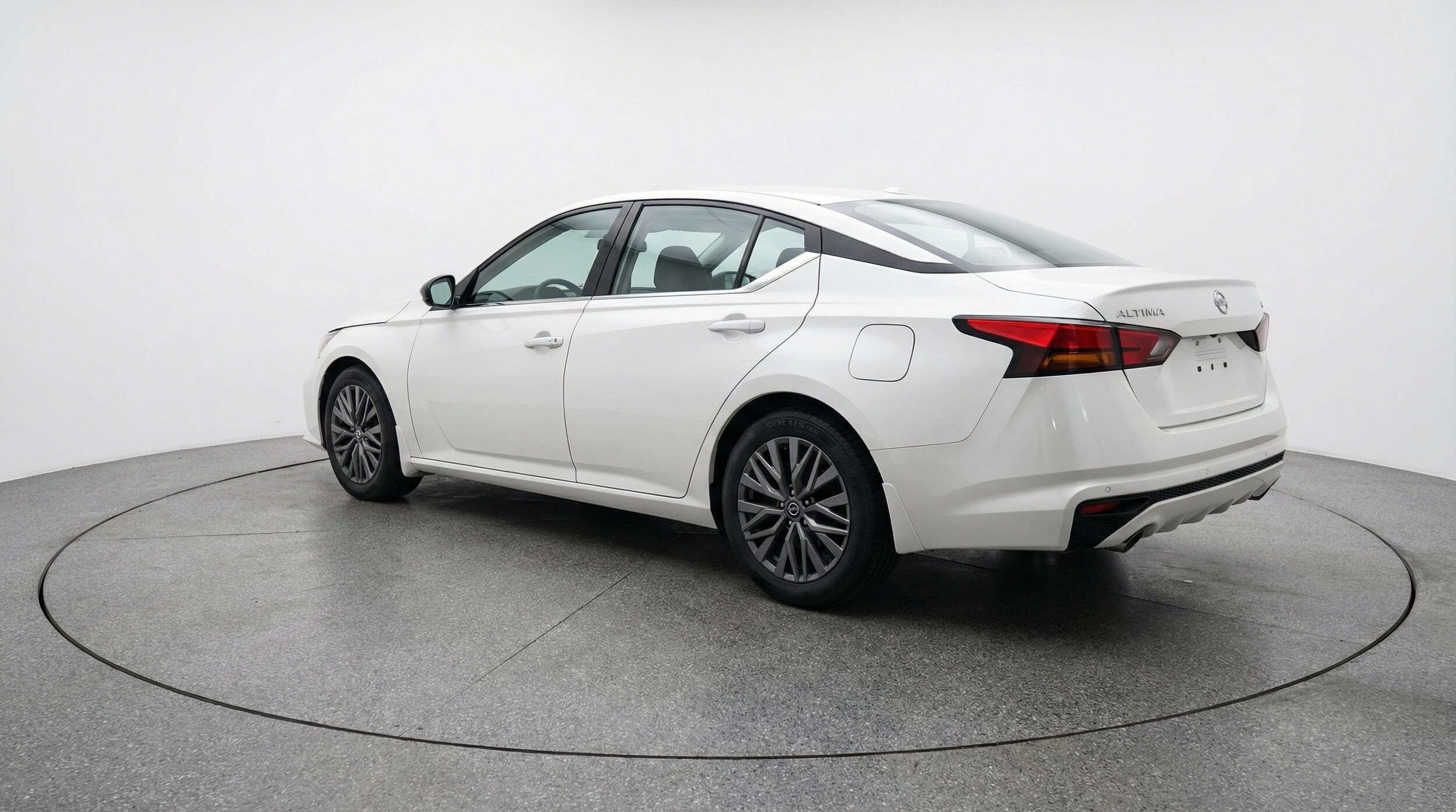 Thumbnail: 2025 Nissan Altima - 5