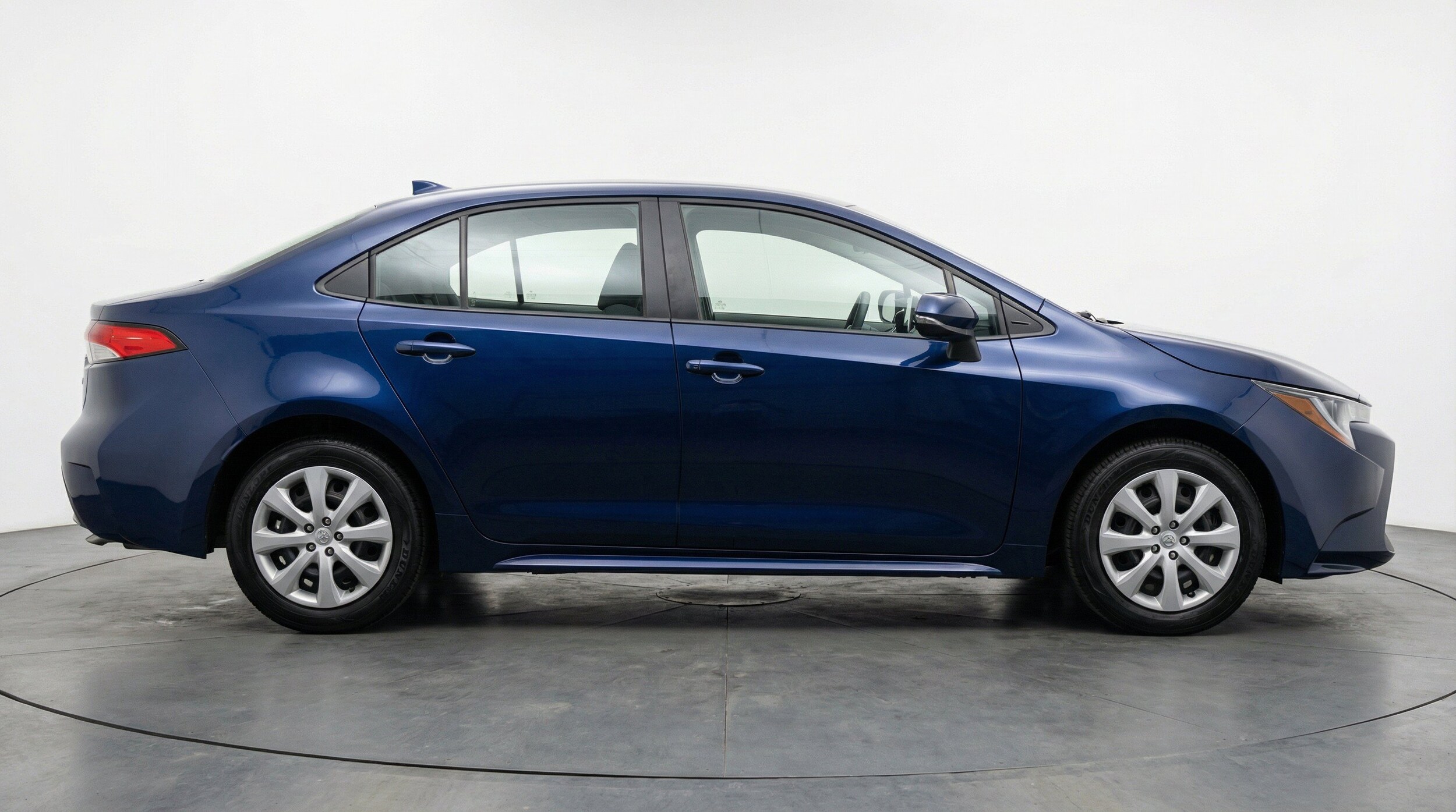 Thumbnail: 2025 Toyota Corolla - 11