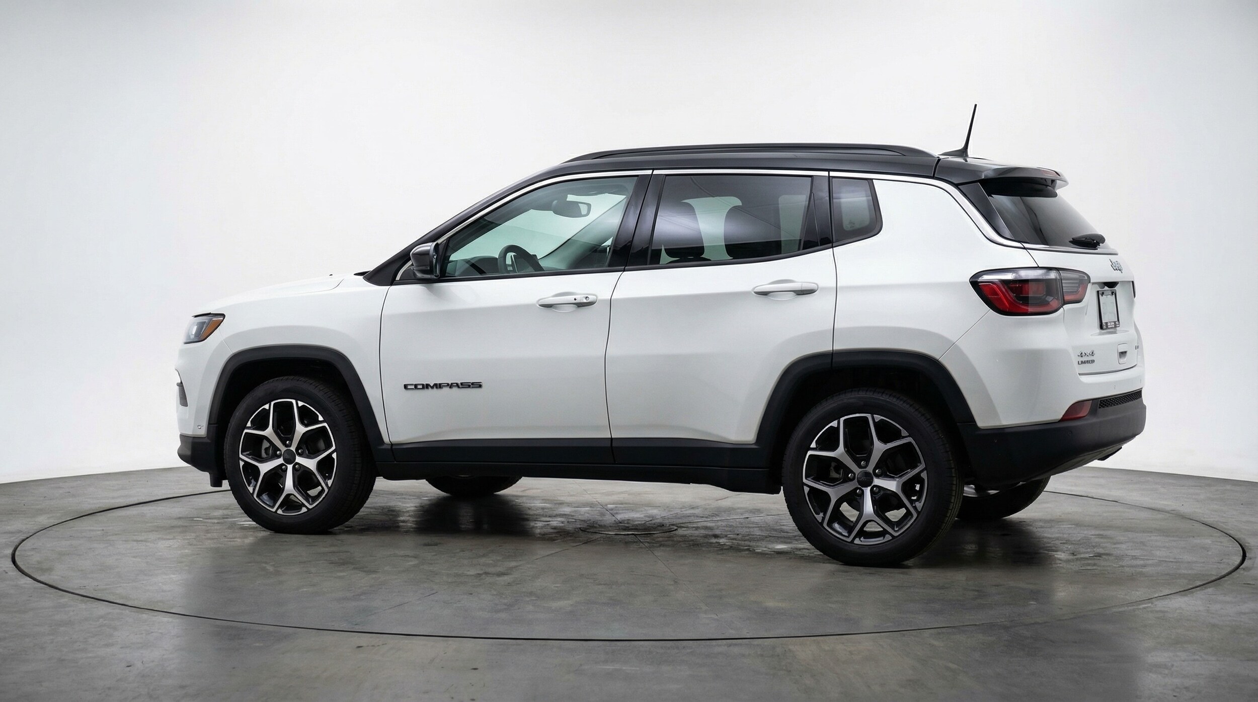 Thumbnail: 2025 Jeep Compass - 4