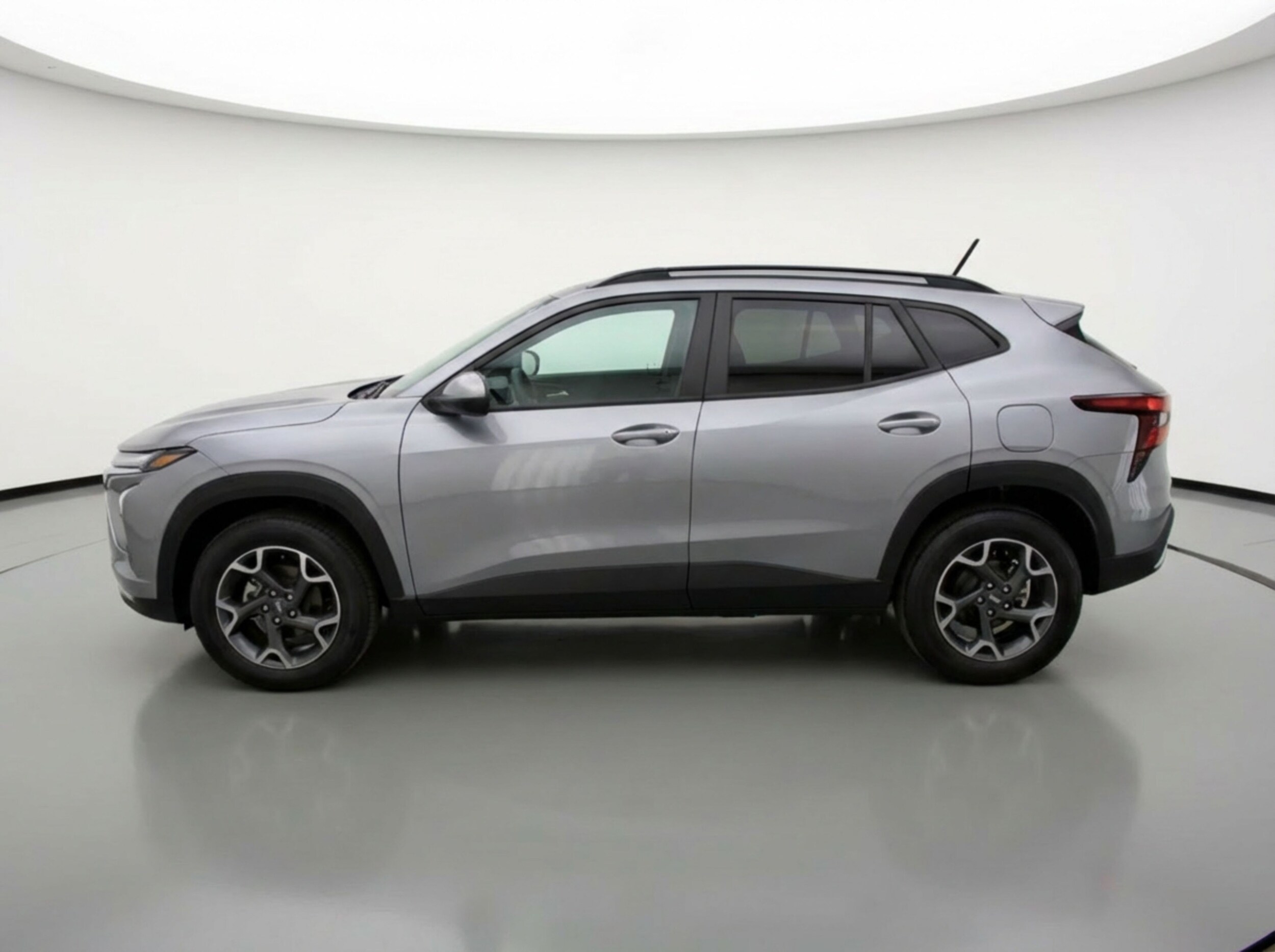 Thumbnail: 2025 Chevrolet Trax - 4