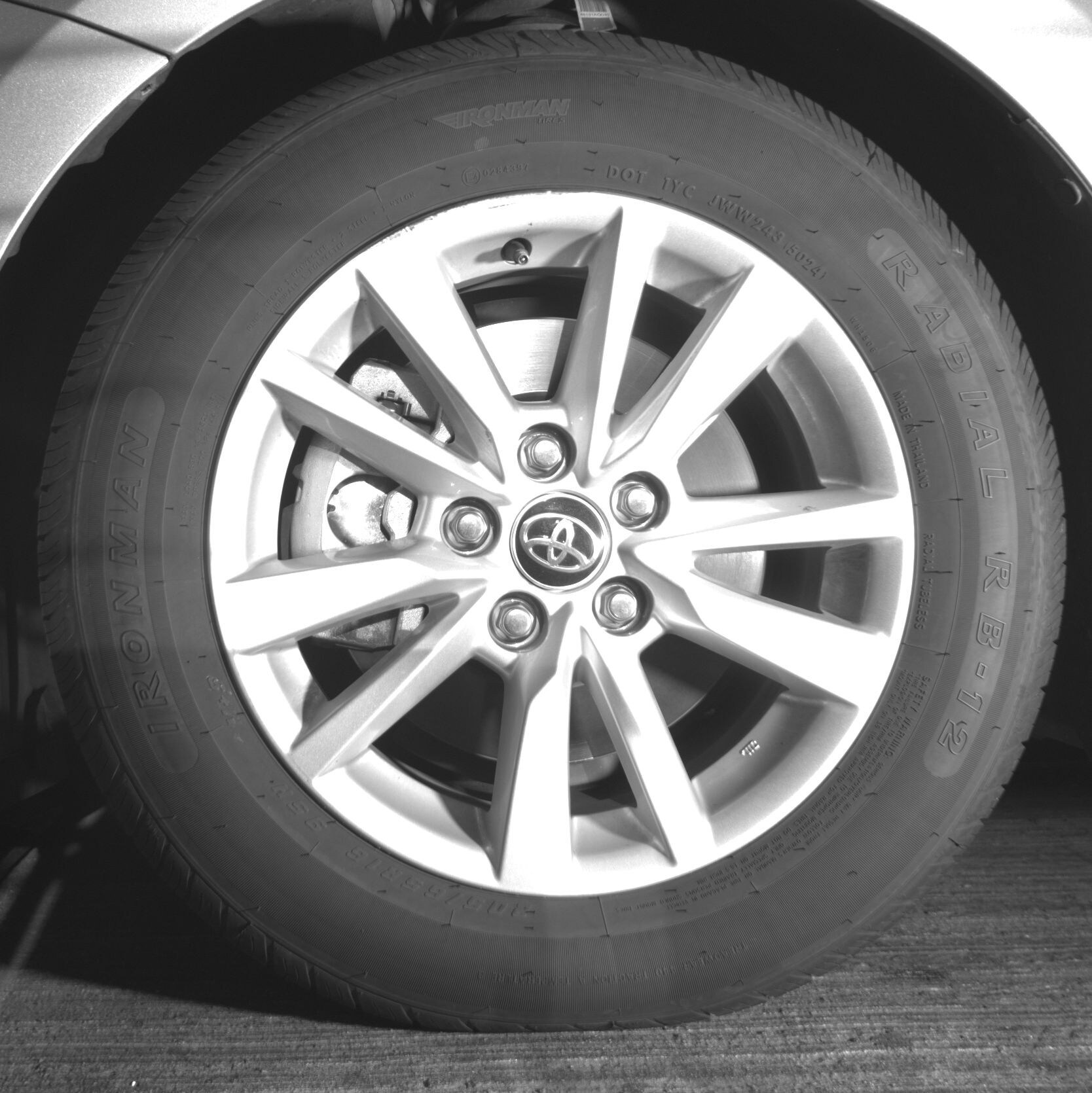 Thumbnail: 2025 Toyota Camry - 9