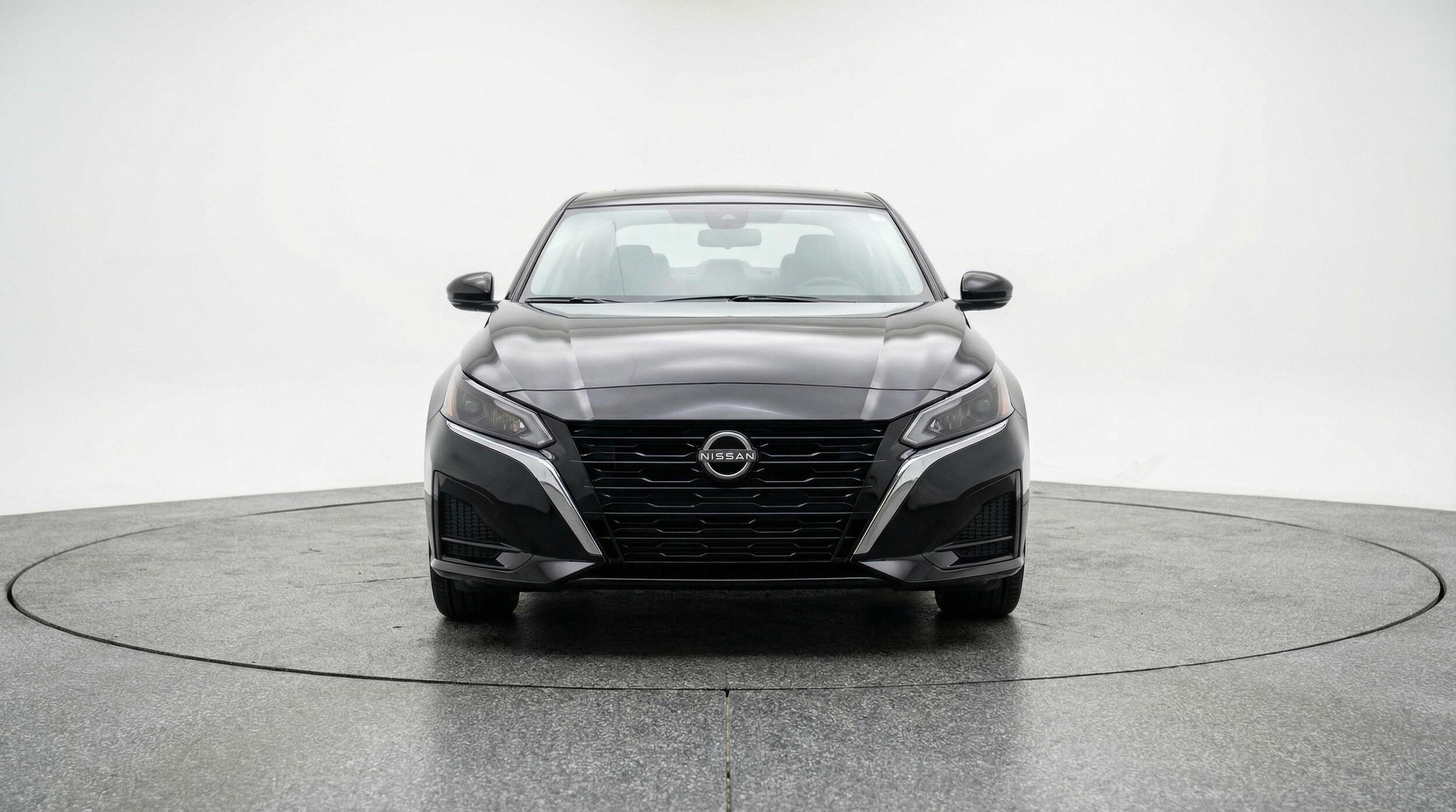 Thumbnail: 2025 Nissan Altima - 2