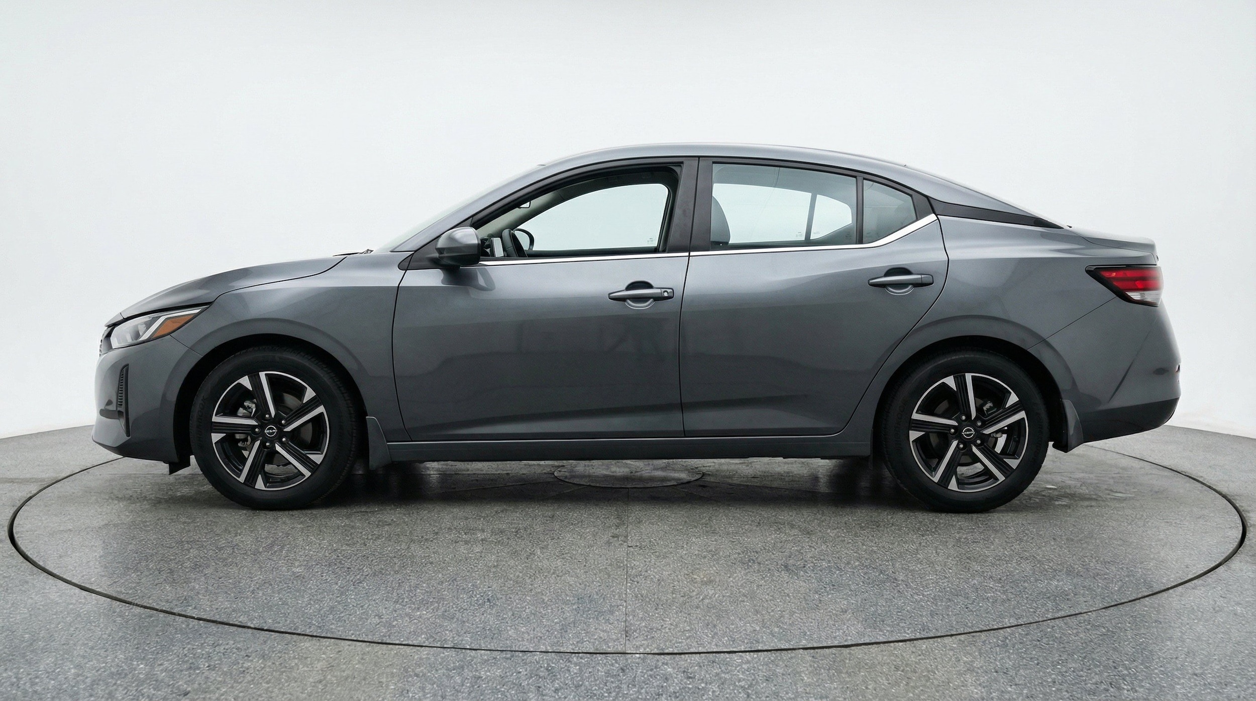 Thumbnail: 2025 Nissan Sentra - 5