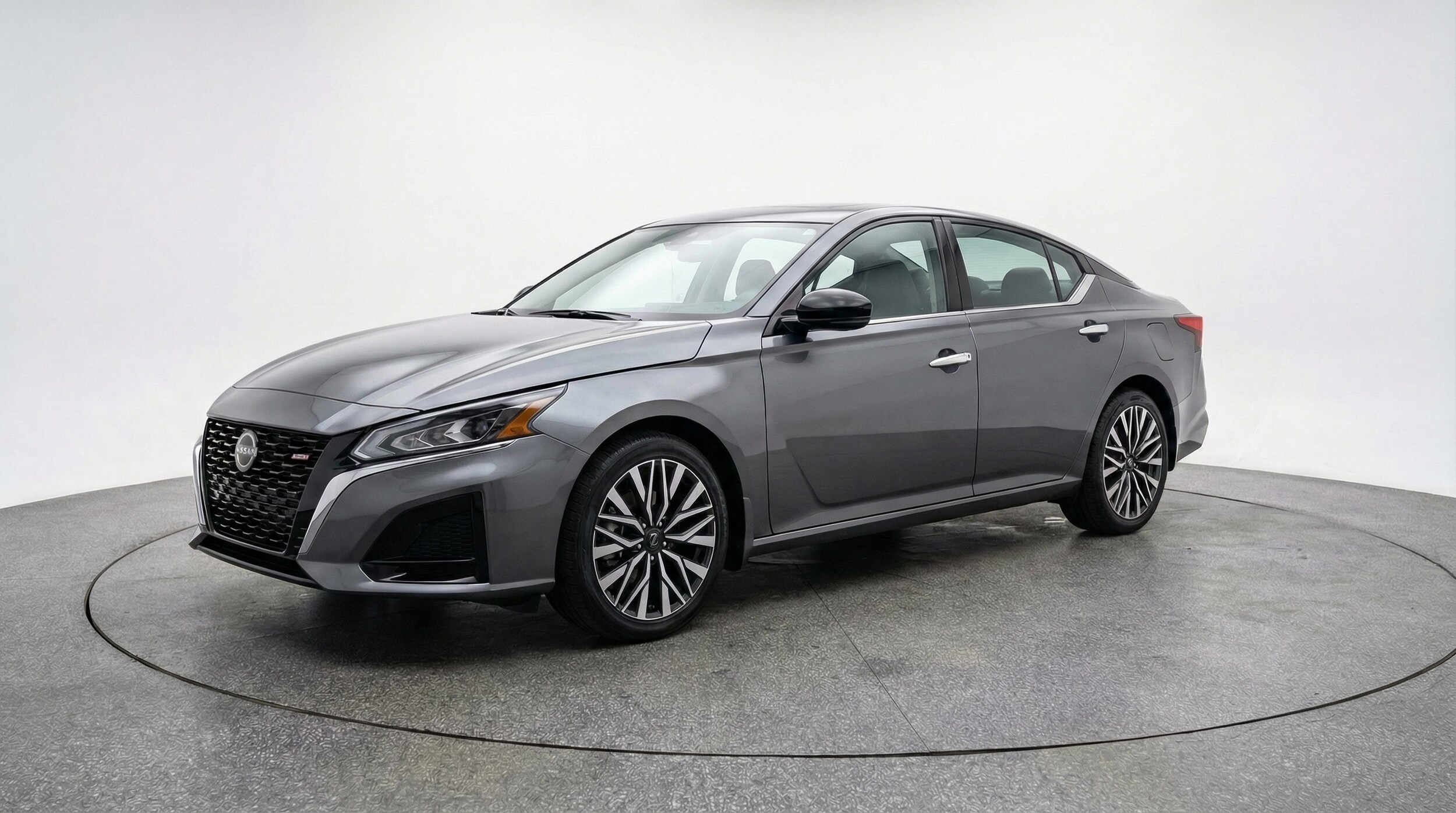 Thumbnail: 2025 Nissan Altima - 3