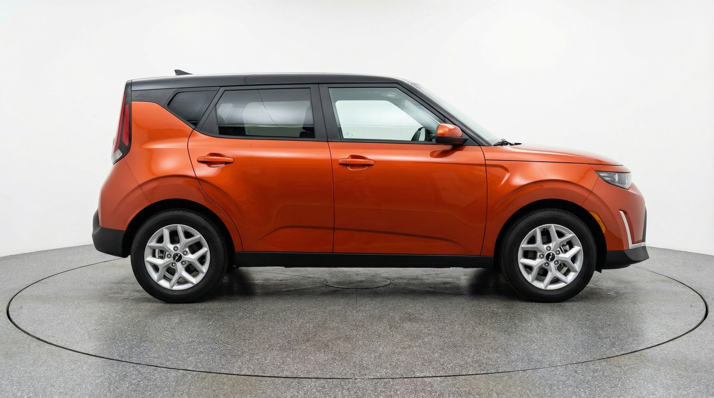 Thumbnail: 2025 Kia Soul - 8