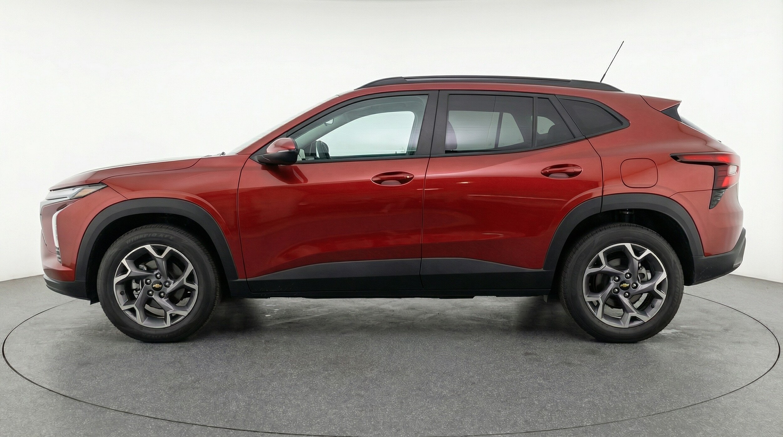 Thumbnail: 2025 Chevrolet Trax - 4