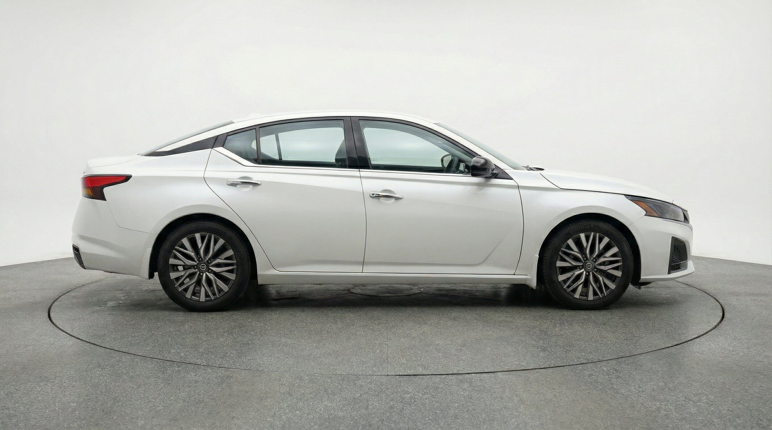 Thumbnail: 2025 Nissan Altima - 11