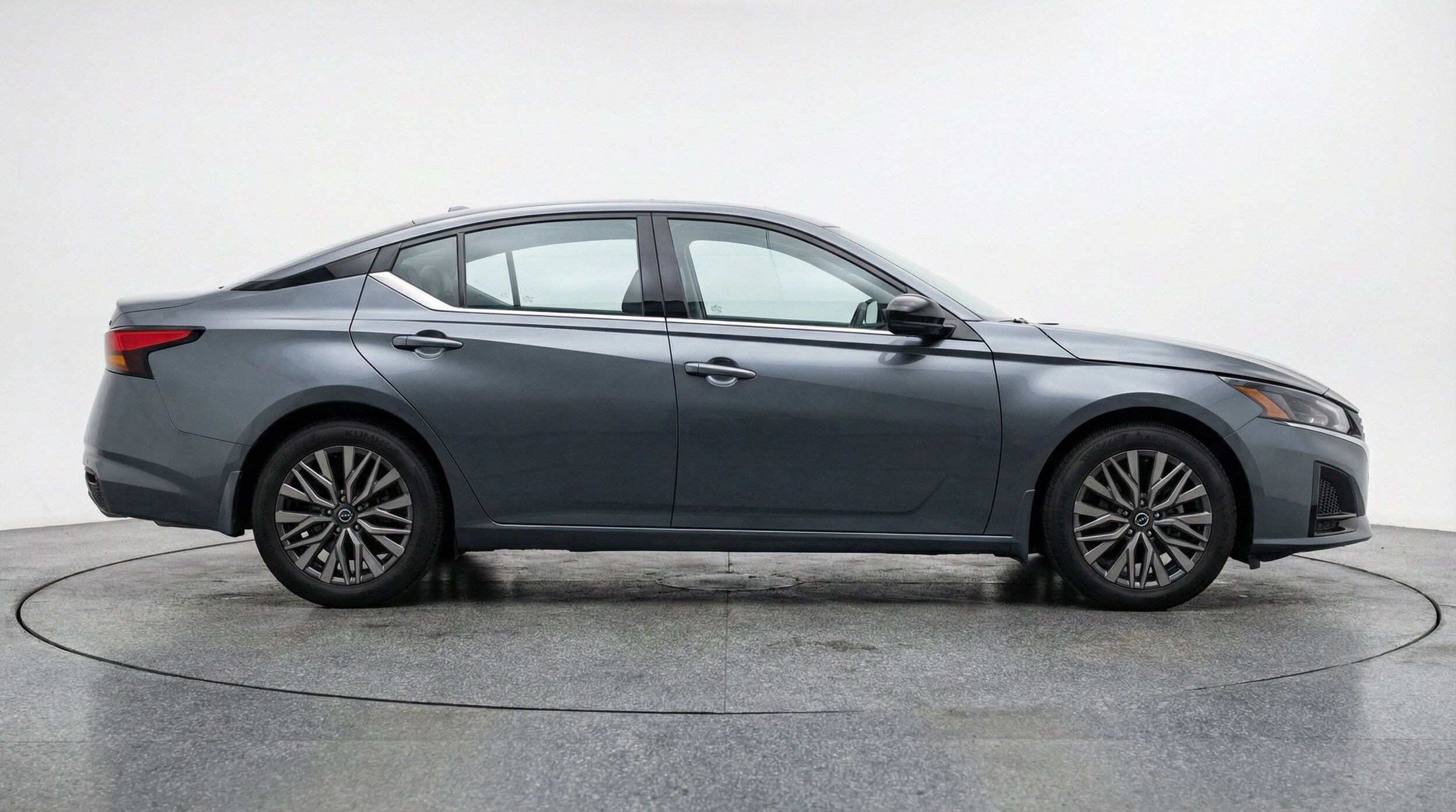 Thumbnail: 2025 Nissan Altima - 11