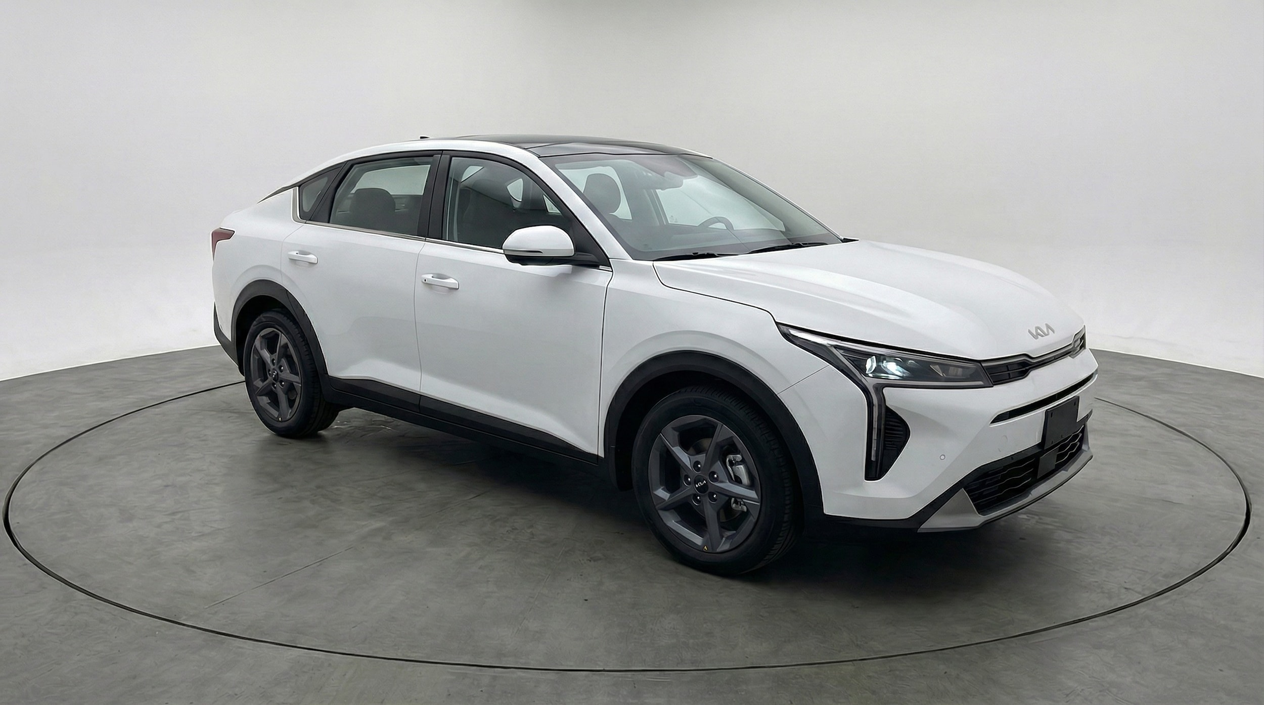 Thumbnail: 2025 Kia K4 - 1