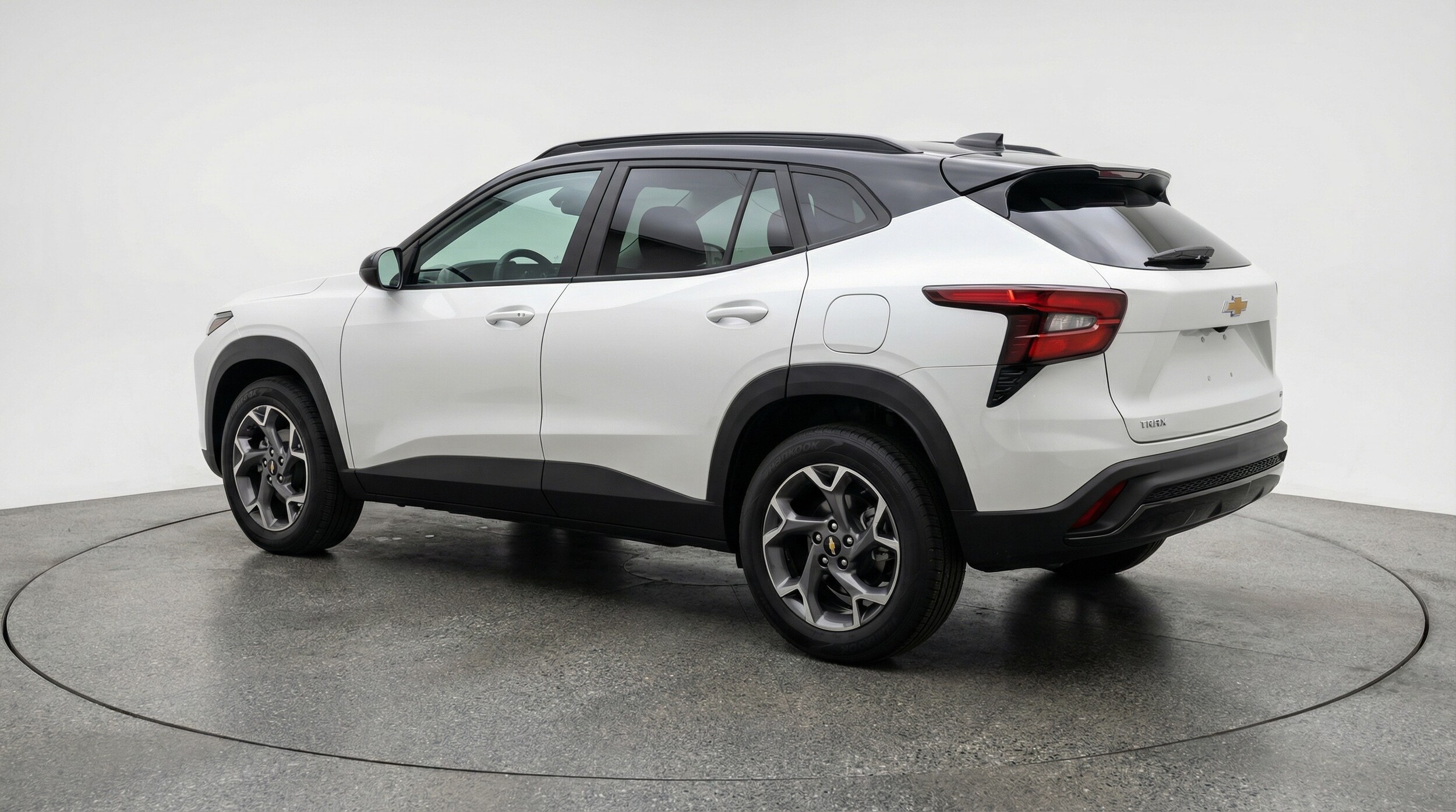Thumbnail: 2025 Chevrolet Trax - 5