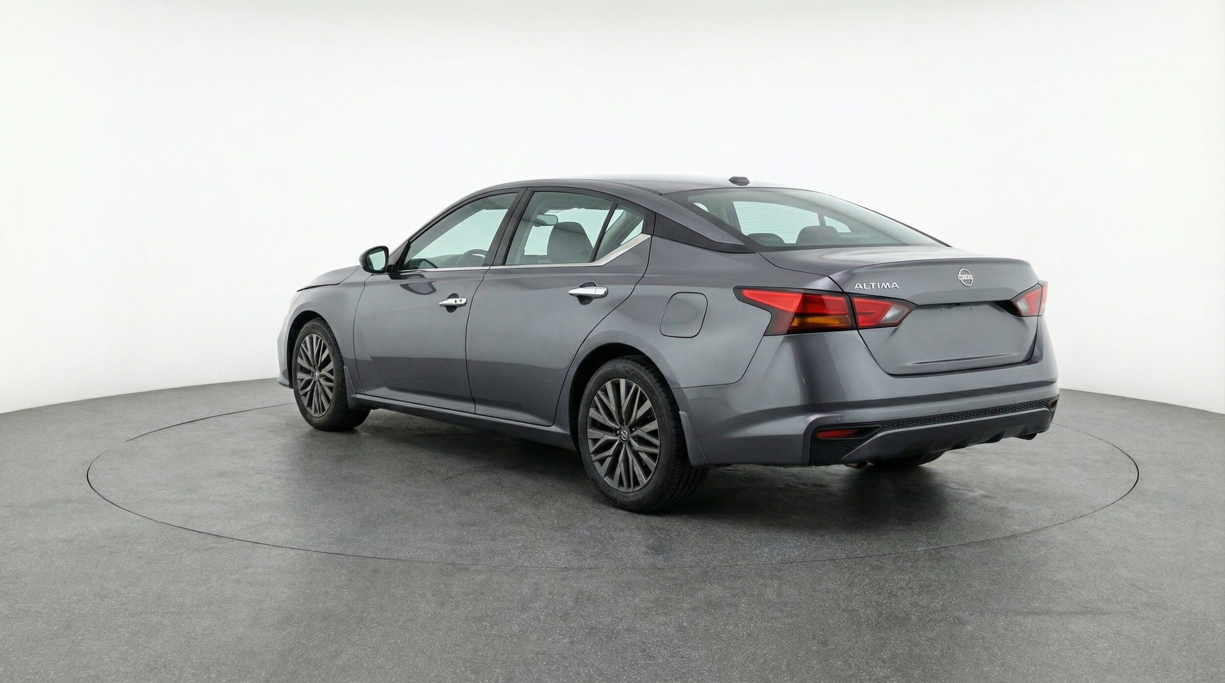 Thumbnail: 2025 Nissan Altima - 5