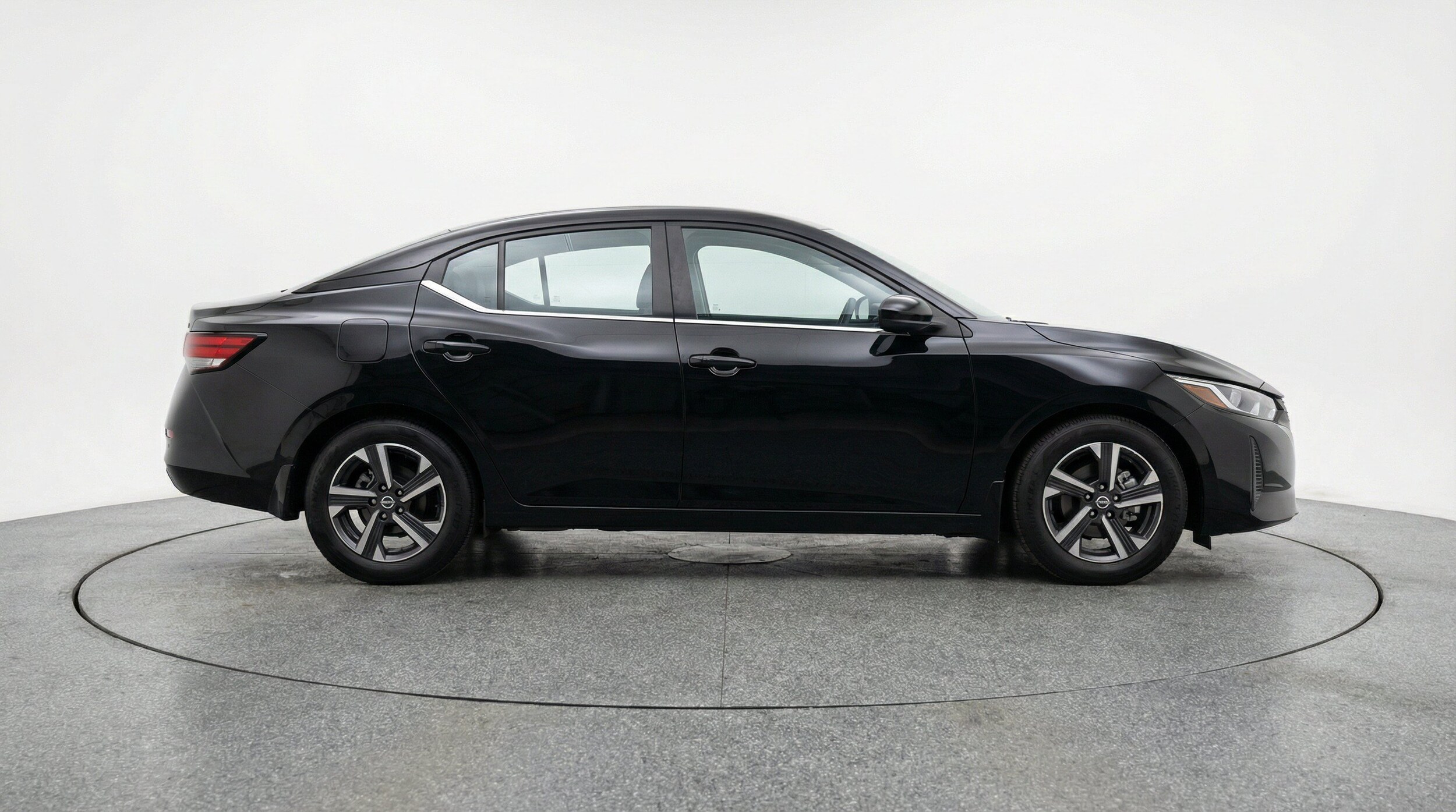 Thumbnail: 2025 Nissan Sentra - 11