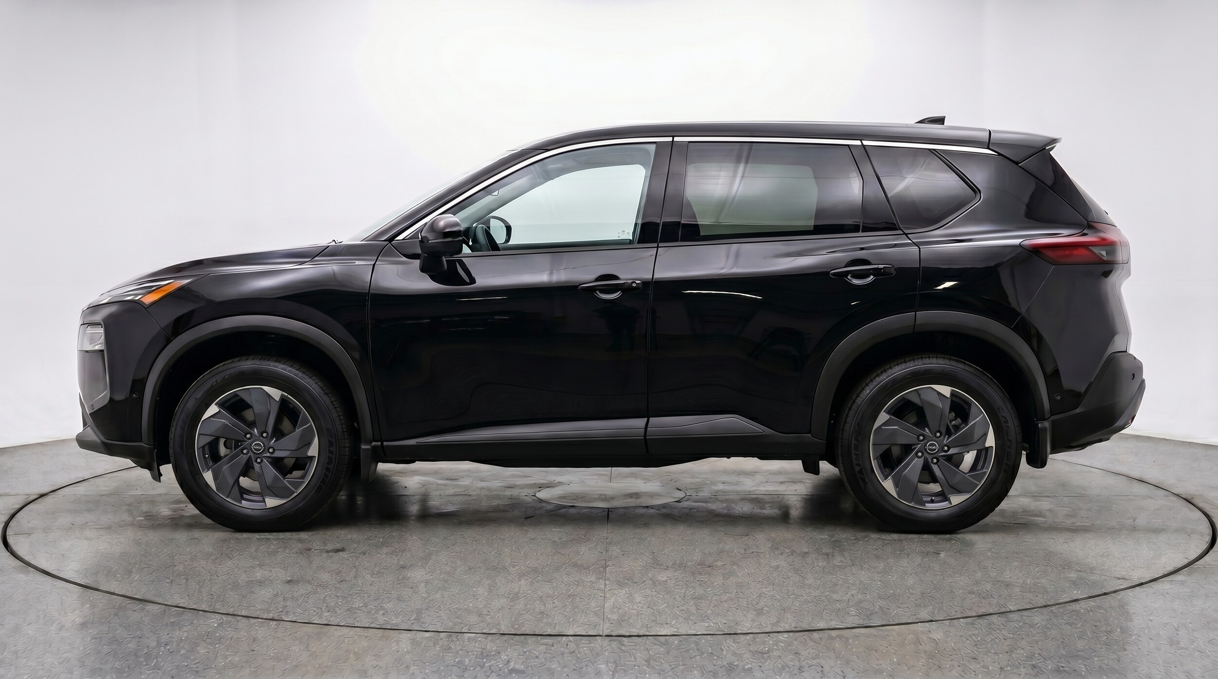 Thumbnail: 2025 Nissan Rogue - 4