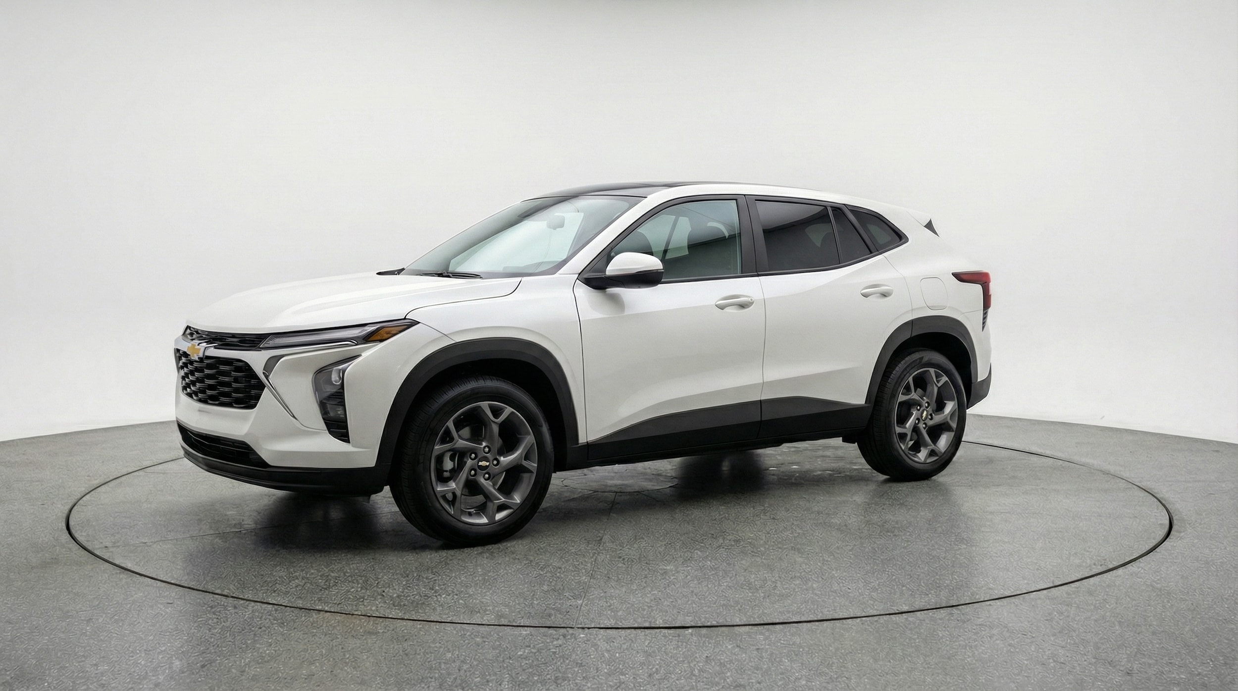 Thumbnail: 2025 Chevrolet Trax - 3