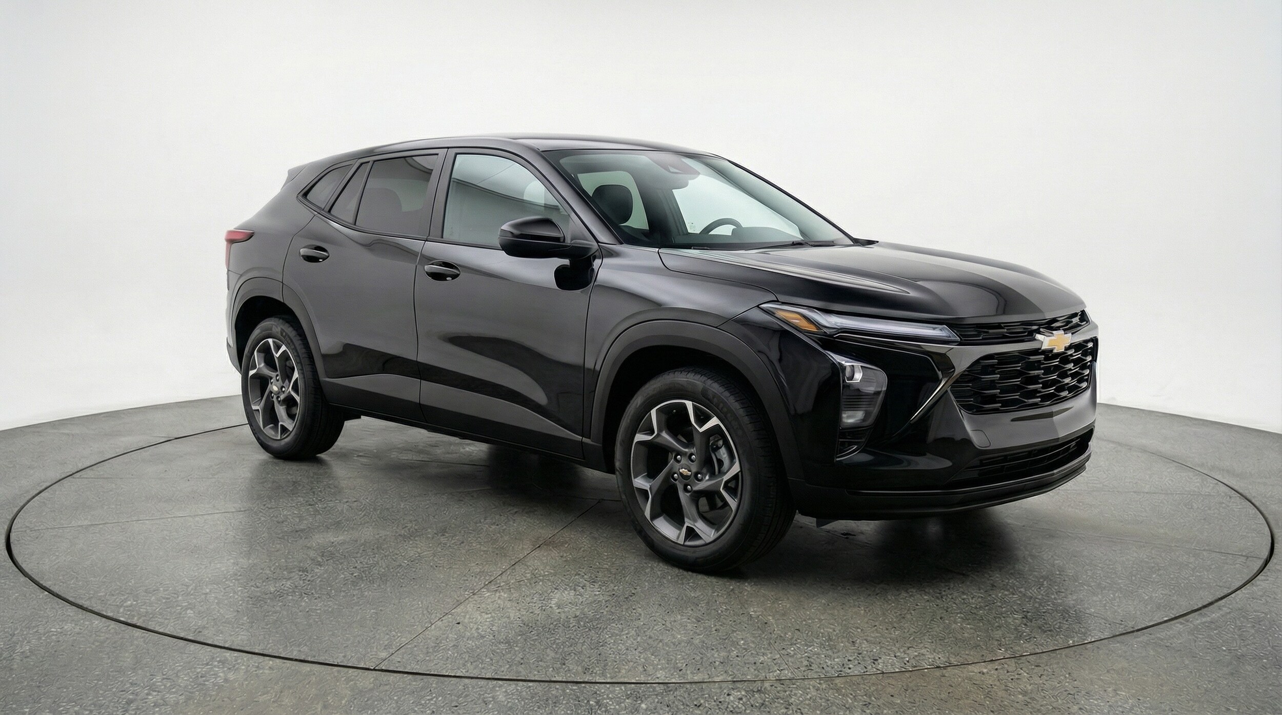 Thumbnail: 2025 Chevrolet Trax - 1