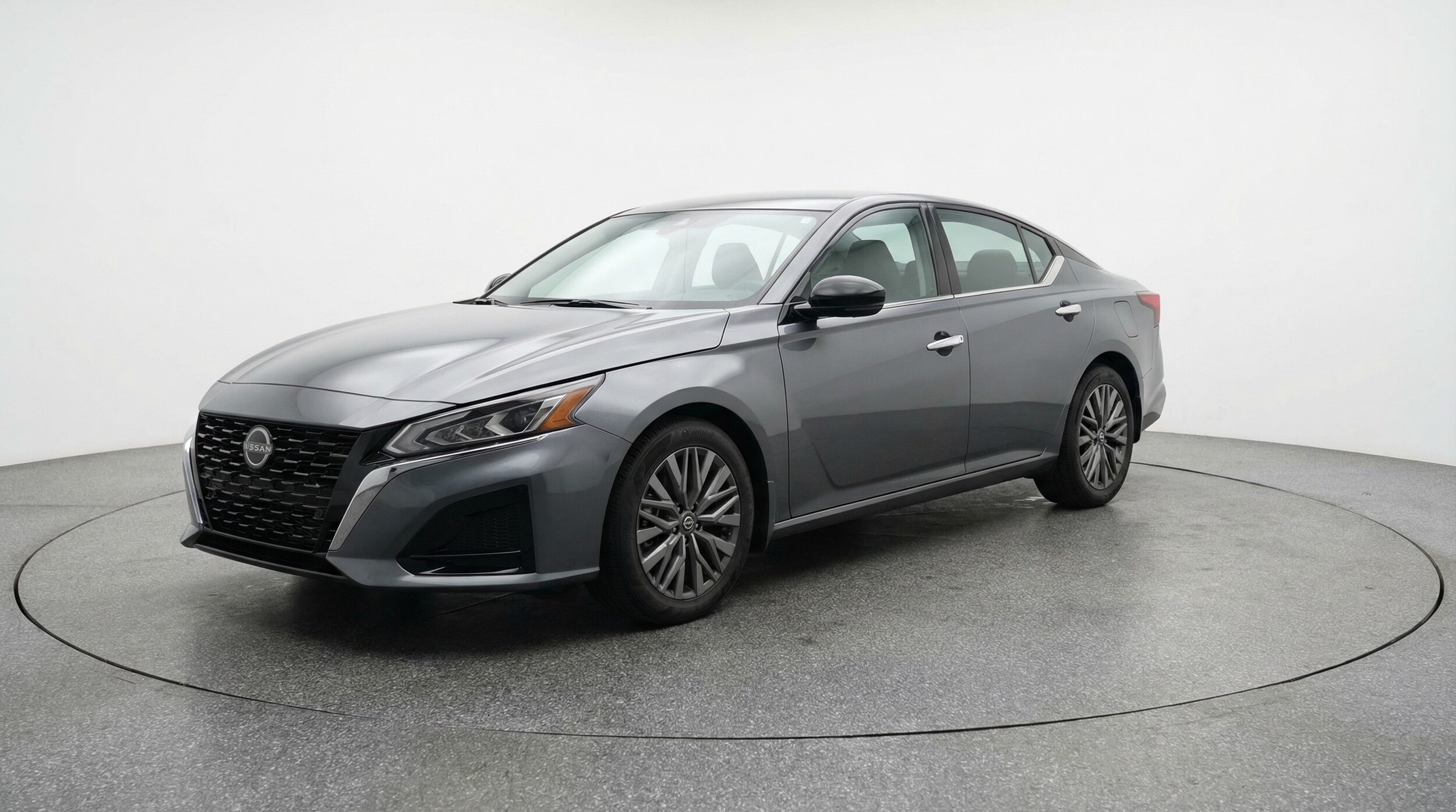 Thumbnail: 2025 Nissan Altima - 3