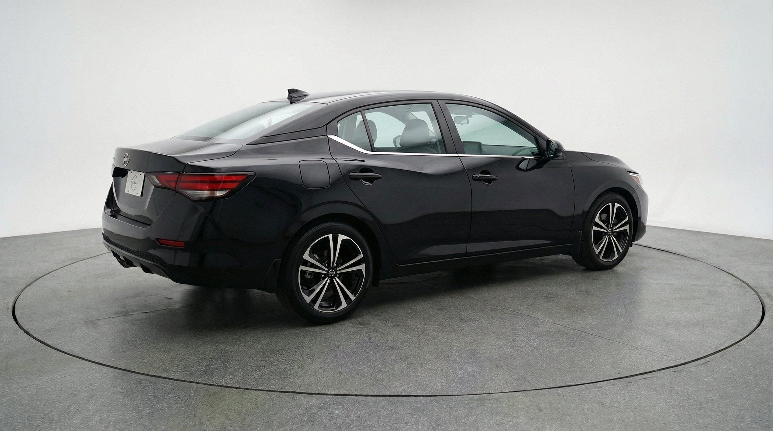 Thumbnail: 2025 Nissan Sentra - 9