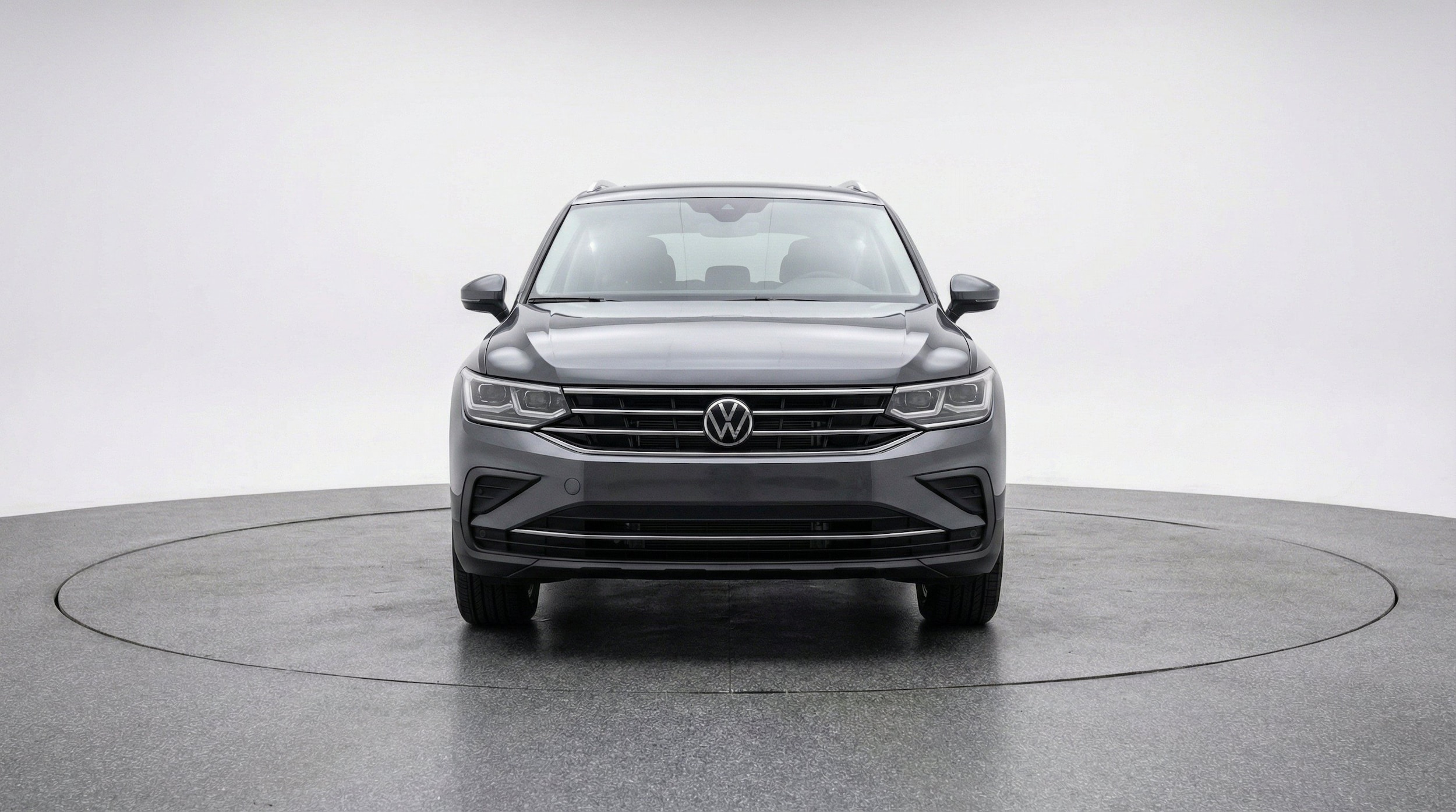 Thumbnail: 2026 Volkswagen Tiguan - 2