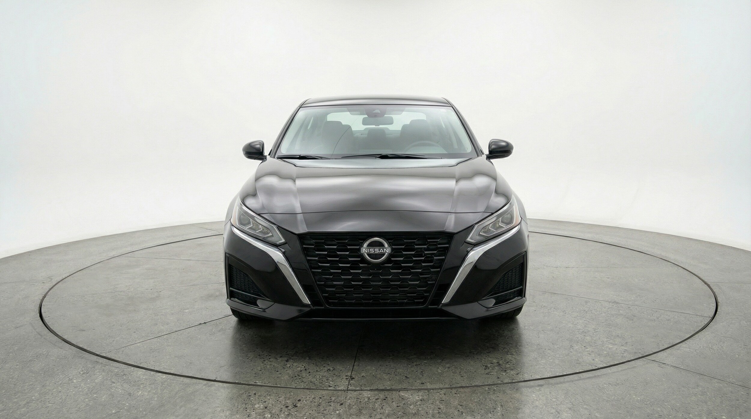 Thumbnail: 2025 Nissan Altima - 2