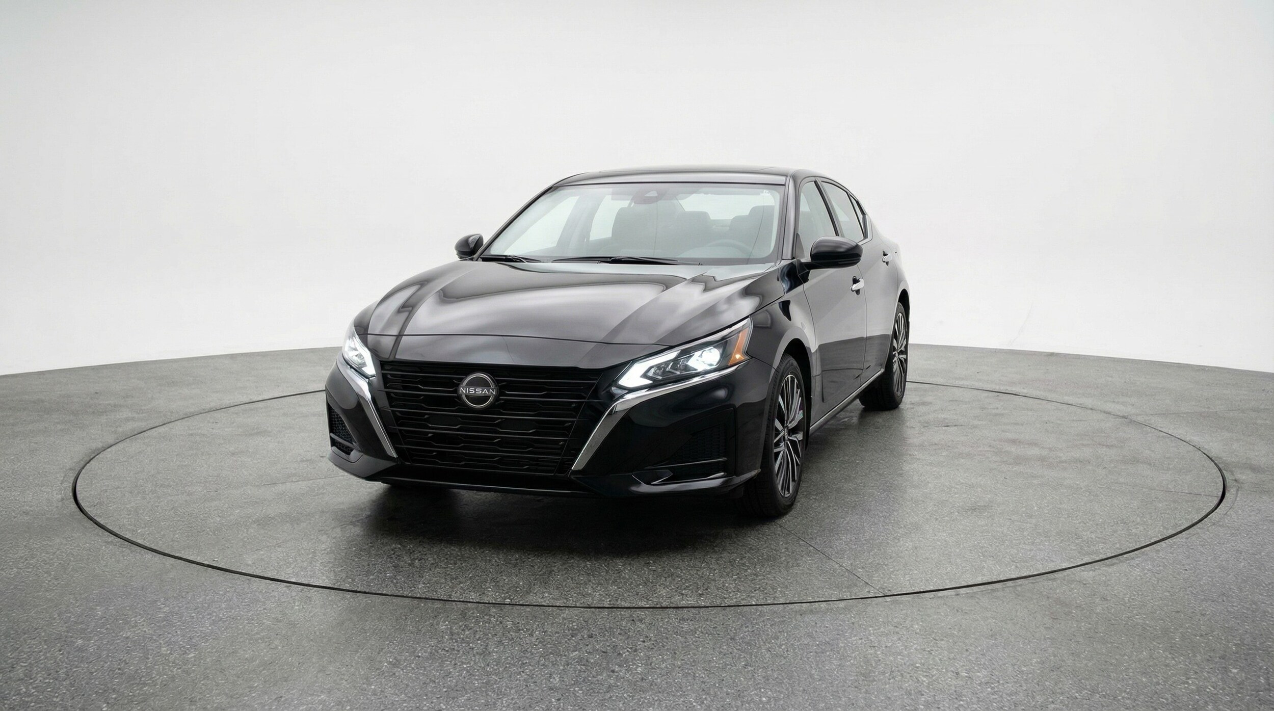 Thumbnail: 2025 Nissan Altima - 2