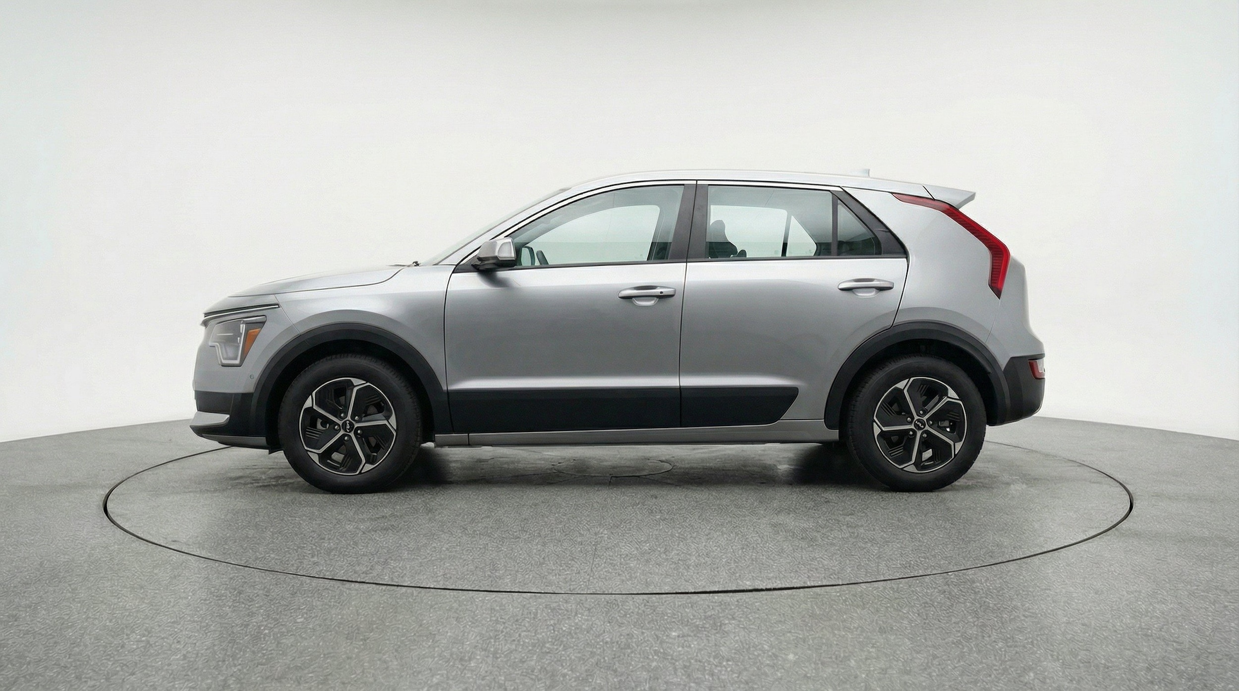 Thumbnail: 2026 Kia Niro - 5