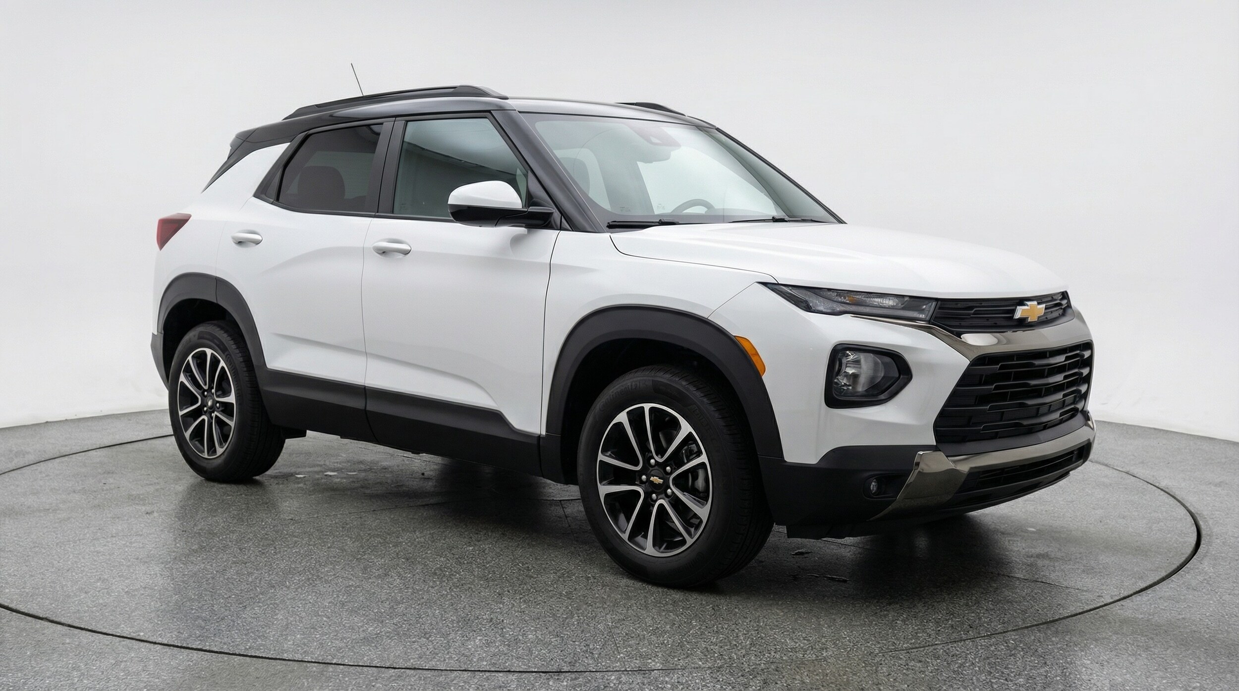 Thumbnail: 2025 Chevrolet TrailBlazer - 1