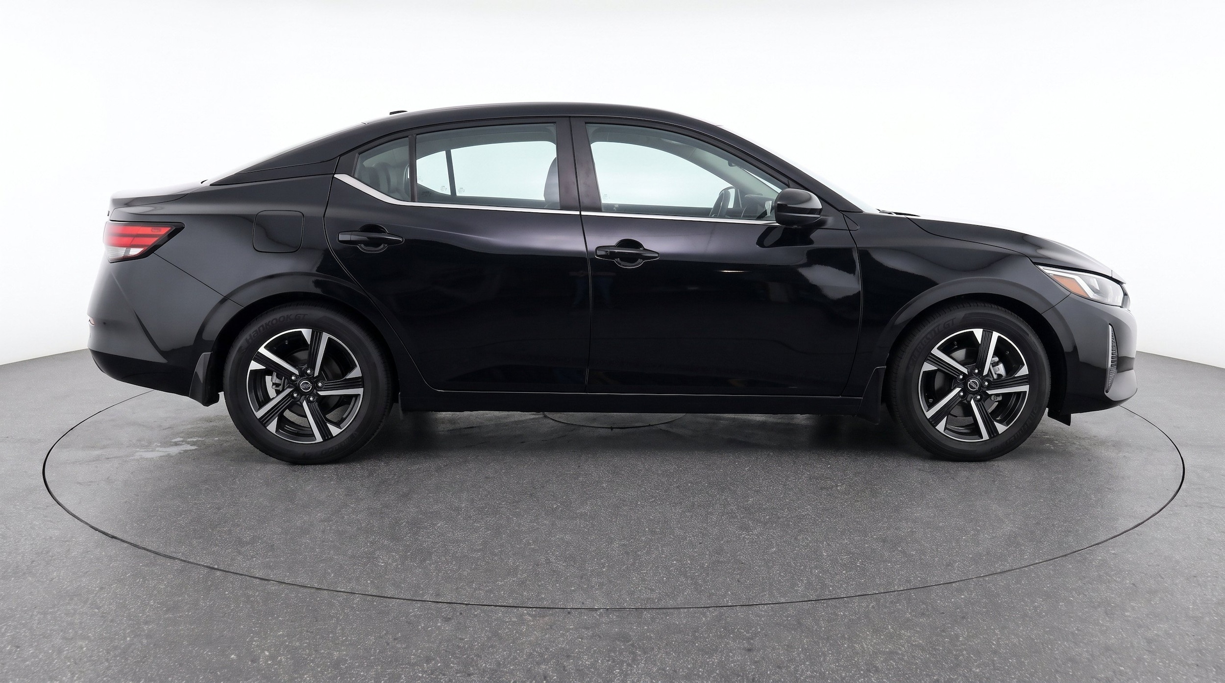 Thumbnail: 2025 Nissan Sentra - 11