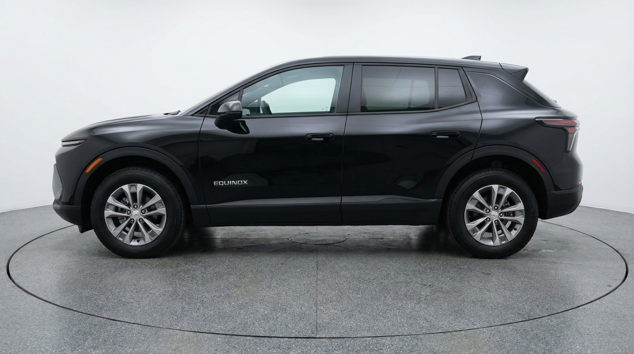 Thumbnail: 2025 Chevrolet Equinox - 4