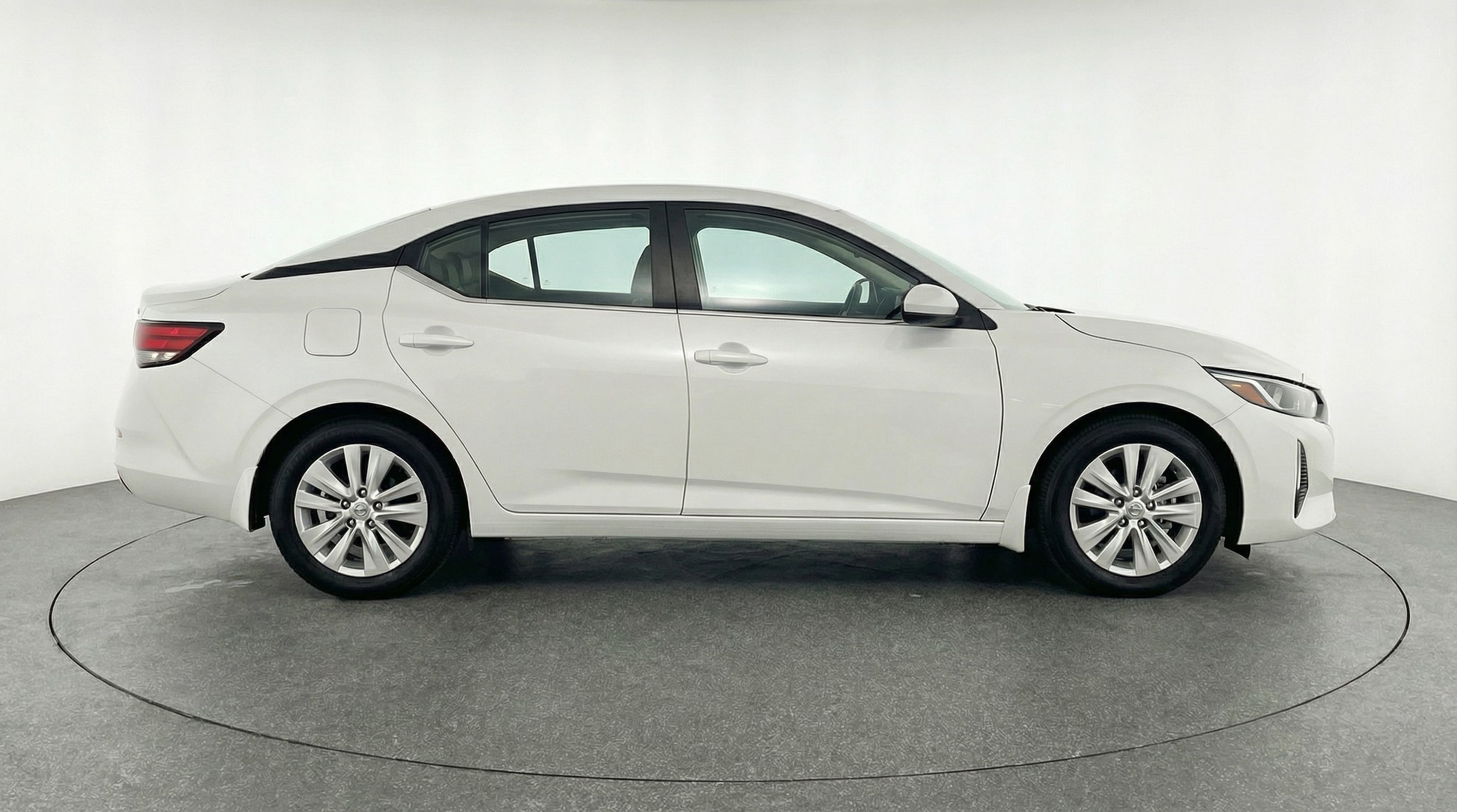 Thumbnail: 2025 Nissan Sentra - 8