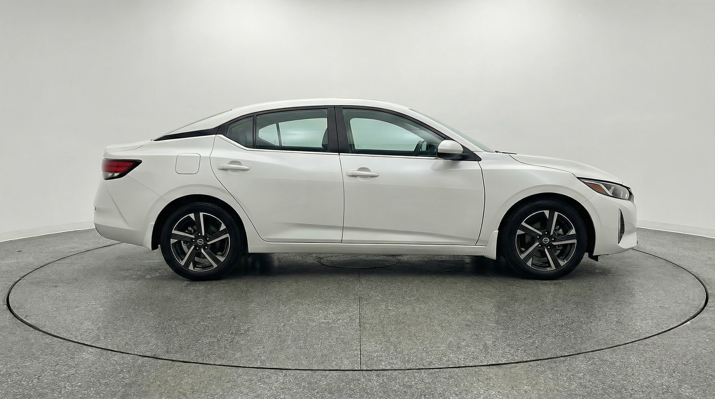 Thumbnail: 2025 Nissan Sentra - 8